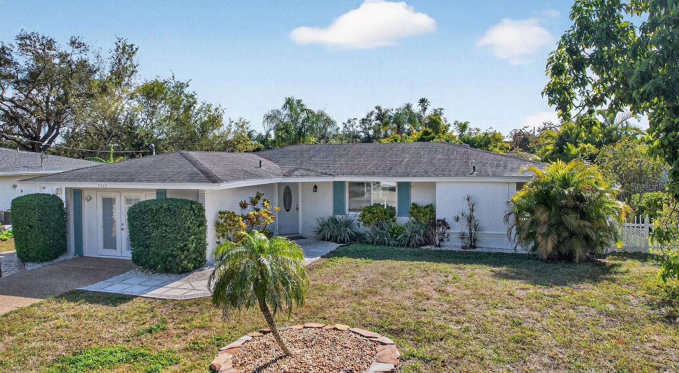 3326 Rowena St, Sarasota, FL 34231