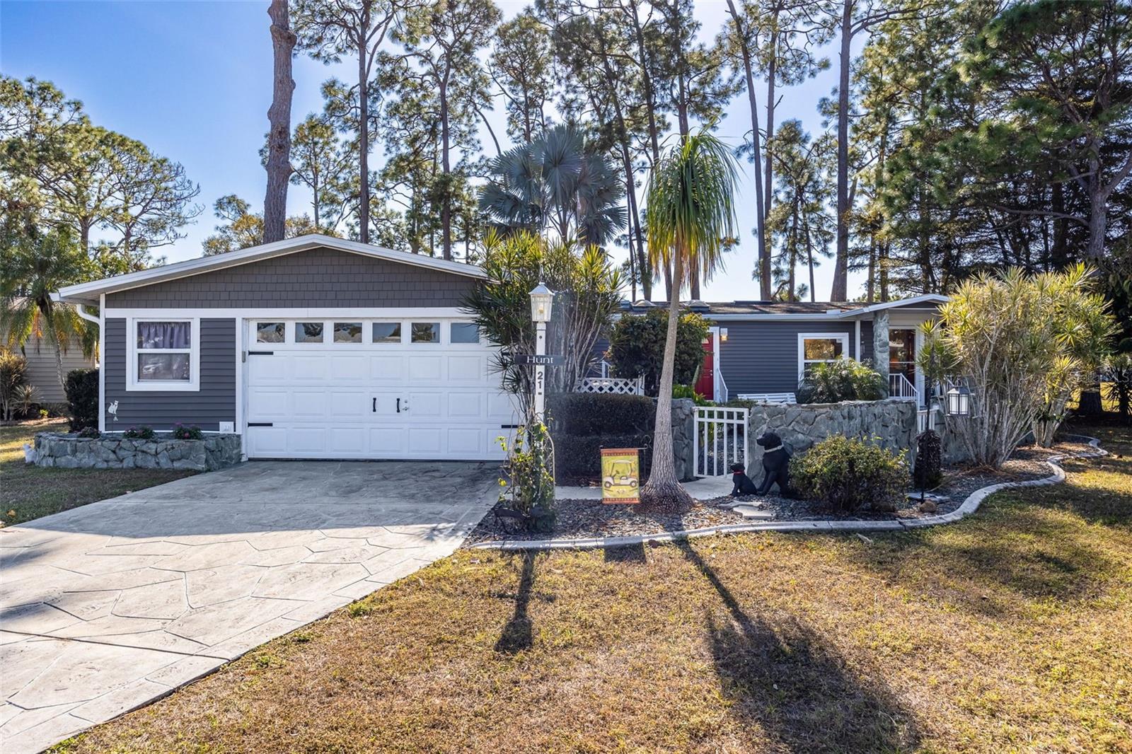 19675 Eagle Trace Ct, North Fort Myers, FL 33903