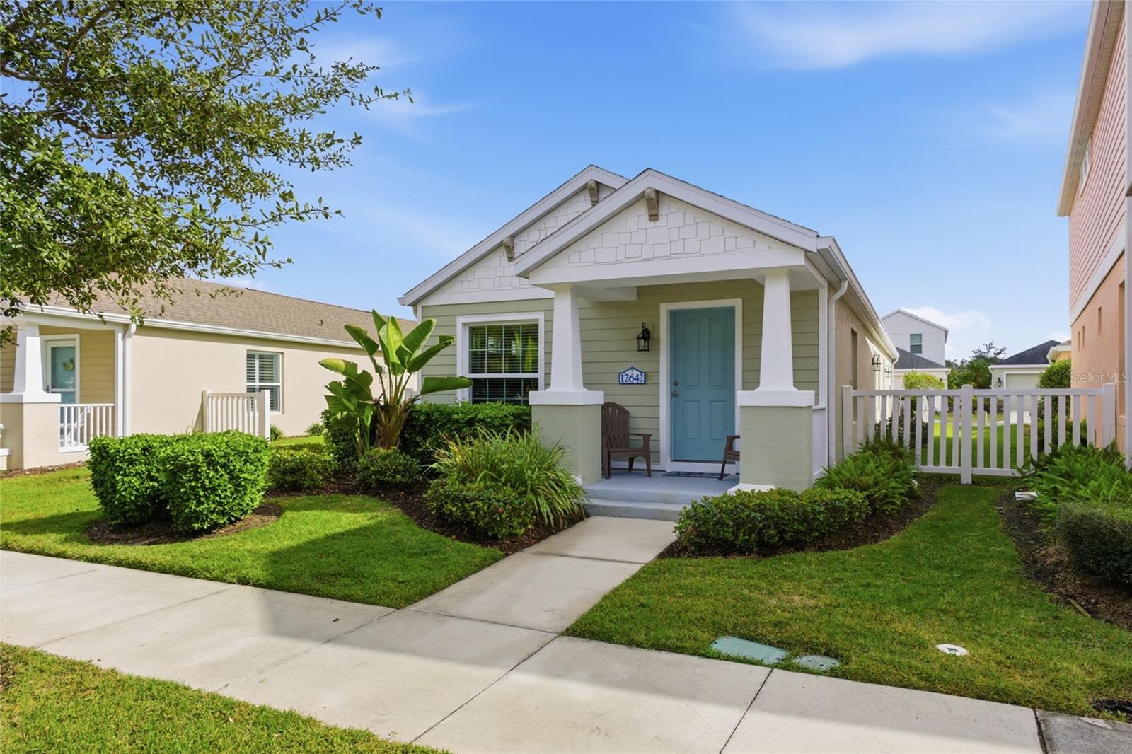 12642 Shimmering Oak Cir, Venice, FL 34293