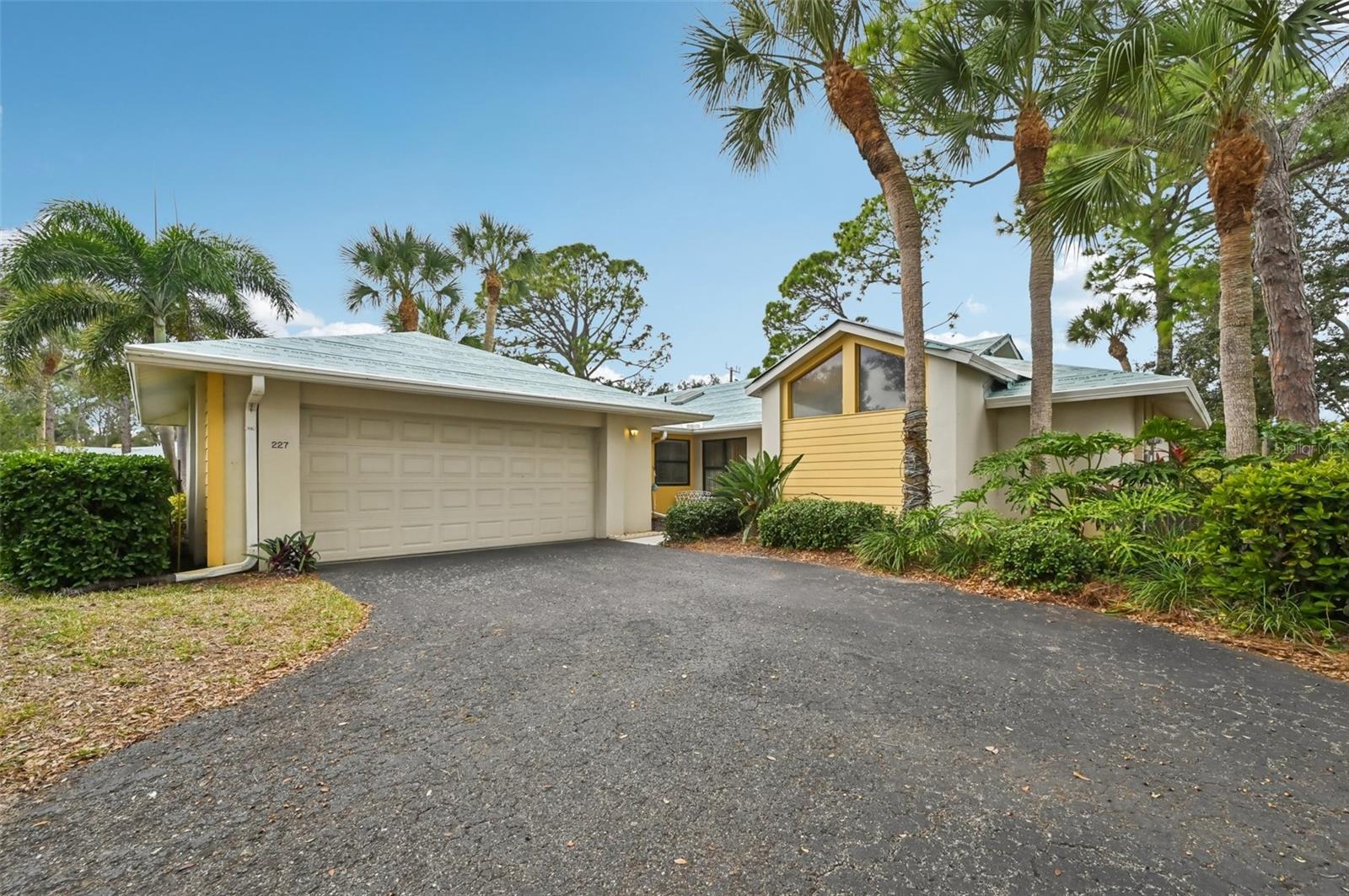 227 Southampton Dr #289, Venice, FL 34293
