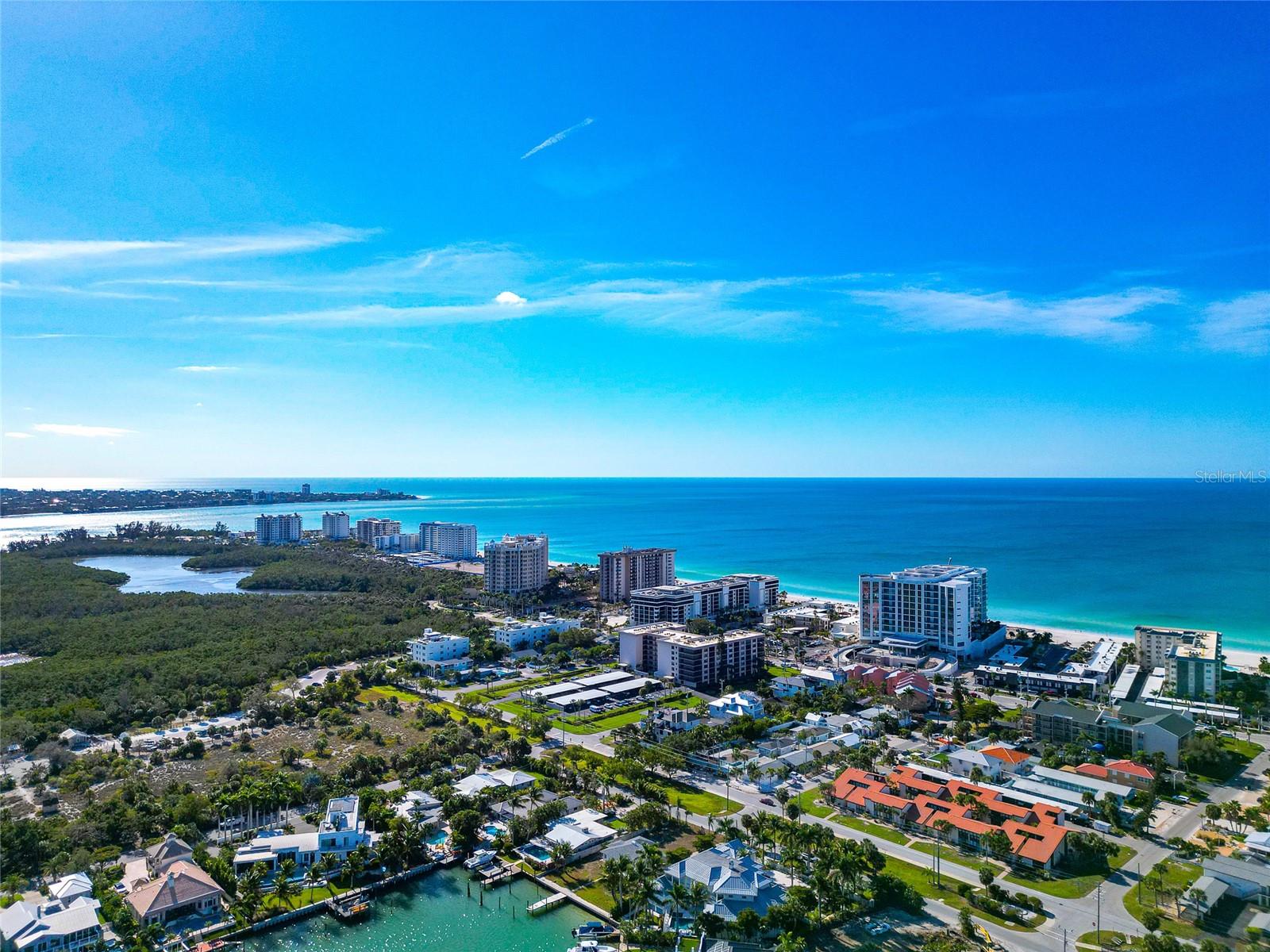 800 S Blvd Of The Presidents #16, Sarasota, FL 34236