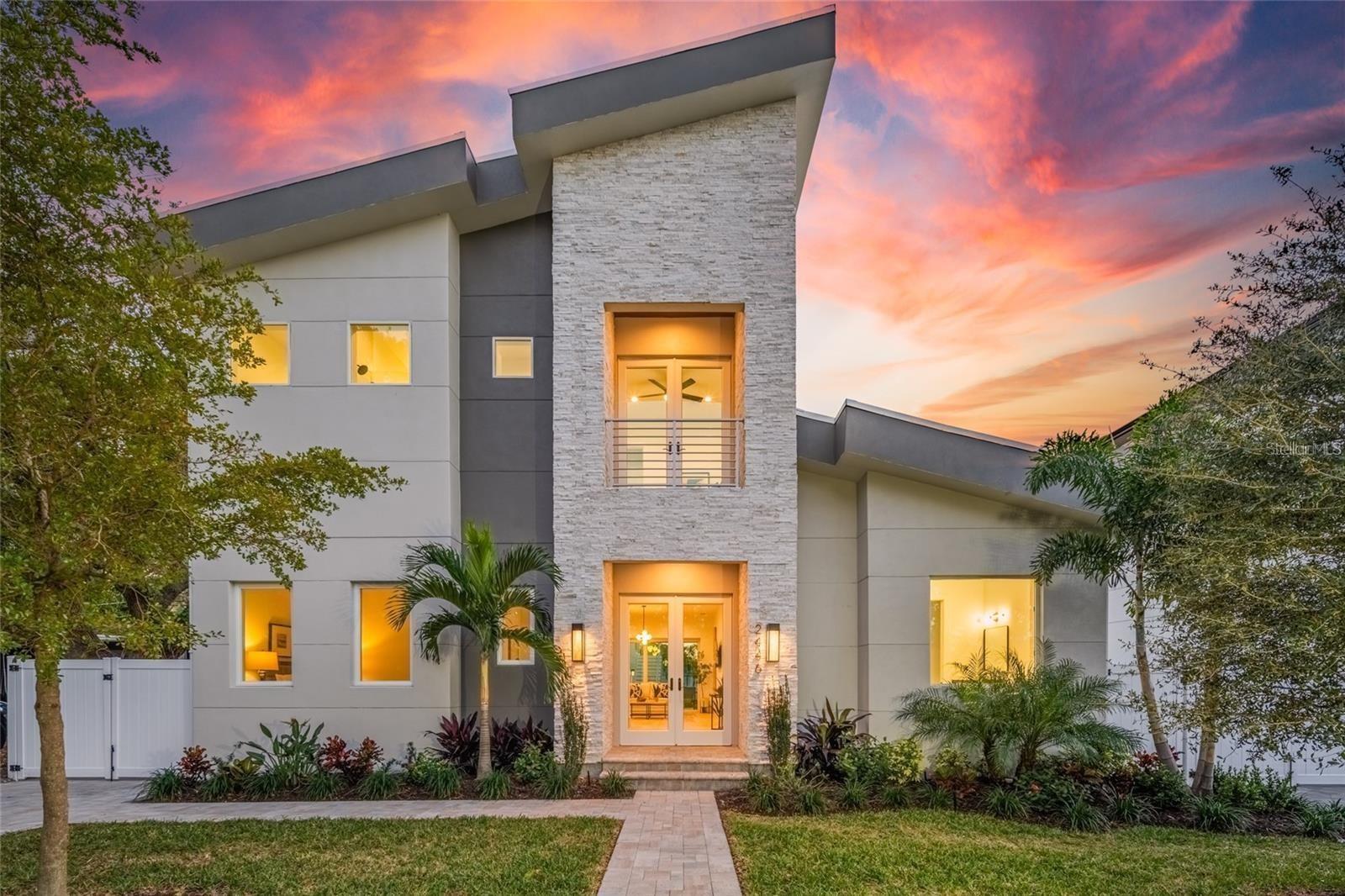 2446 Floyd St, Sarasota, FL 34239
