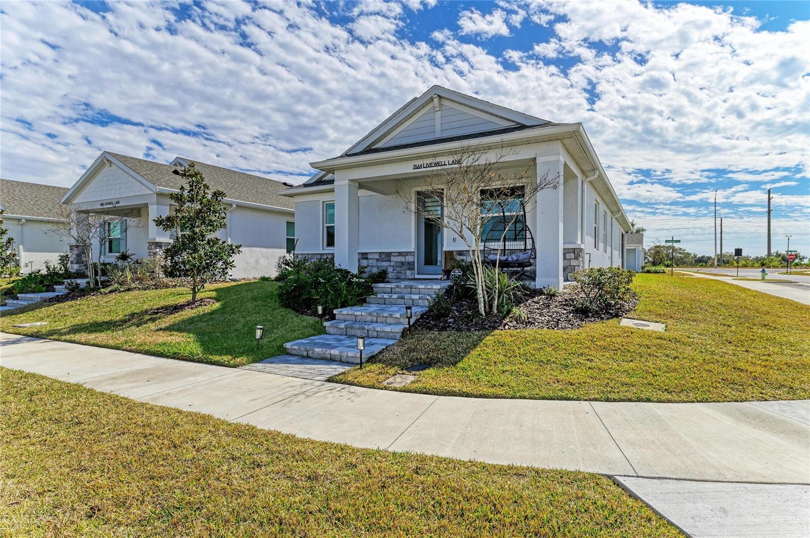 7664 Livewell Ln, Sarasota, FL 34240
