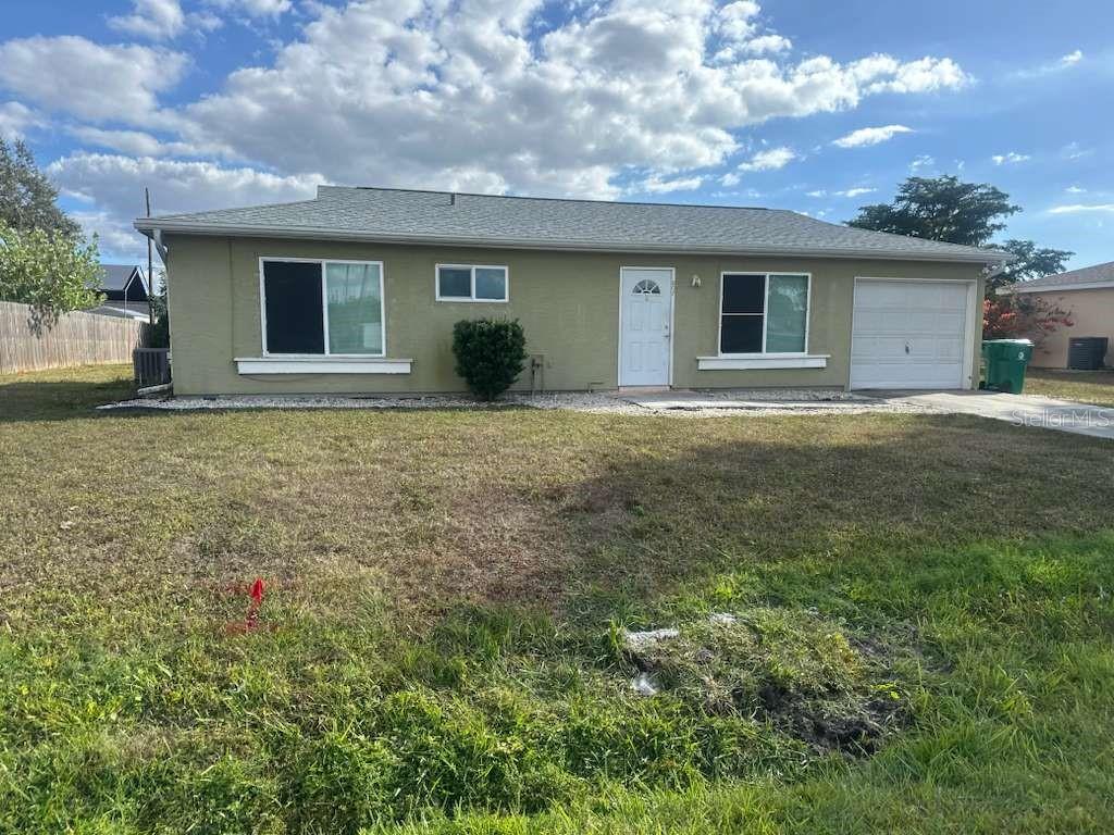 807 Dobell Ter Nw, Port Charlotte, FL 33948