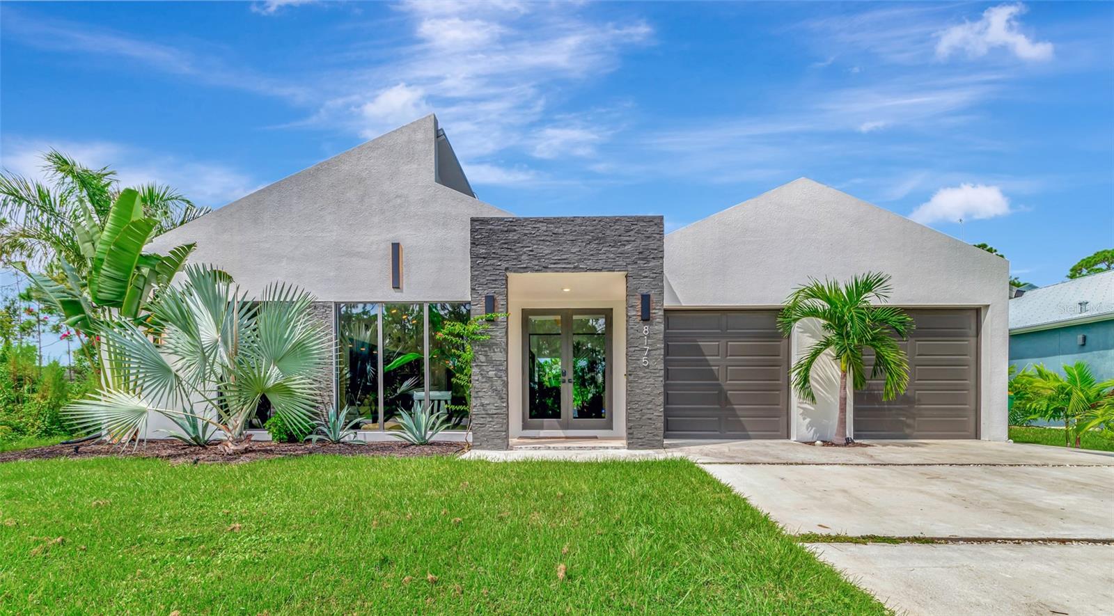 8175 Dittmar St, Port Charlotte, FL 33981