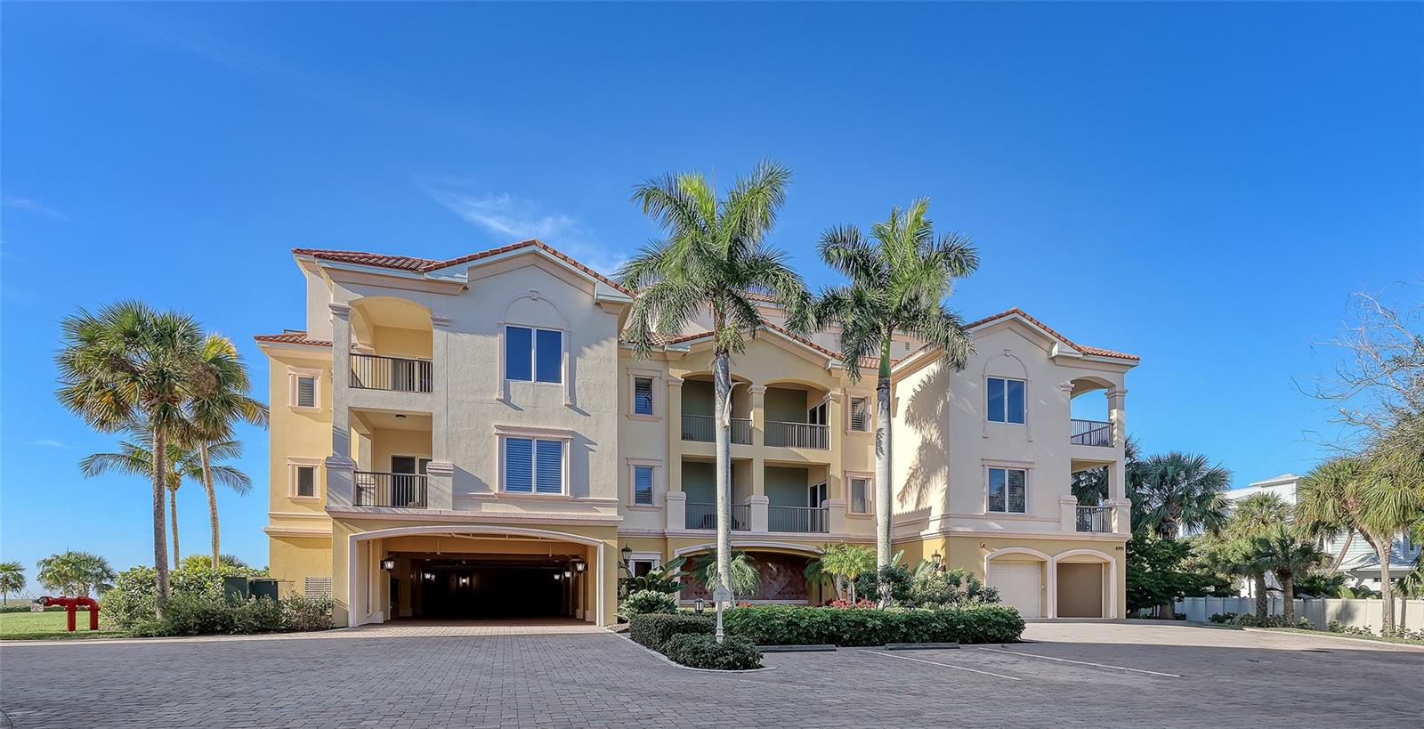 4995 Gulf Of Mexico Dr #500, Longboat Key, FL 34228