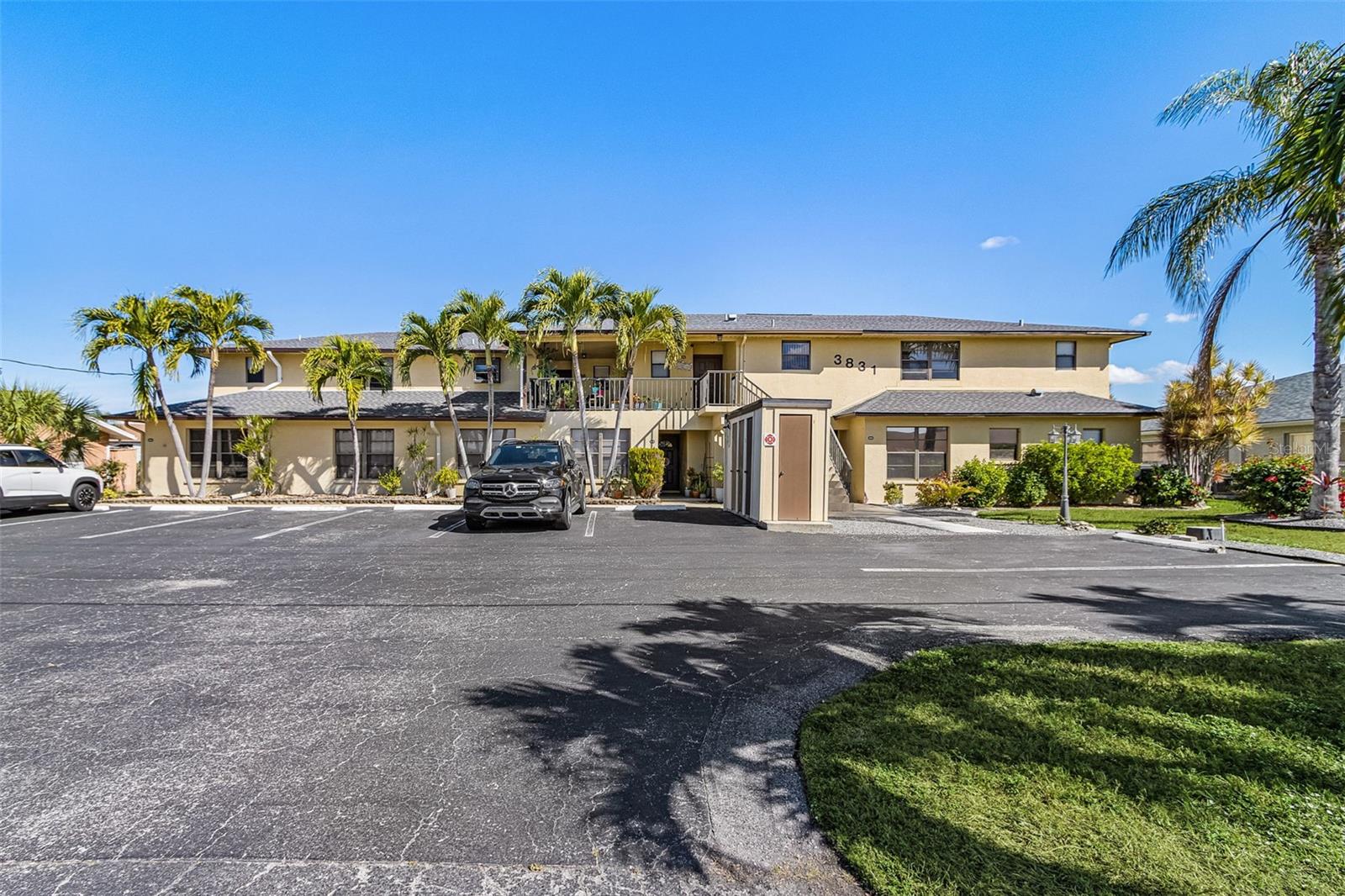 3831 Se 11th Pl #101, Cape Coral, FL 33904
