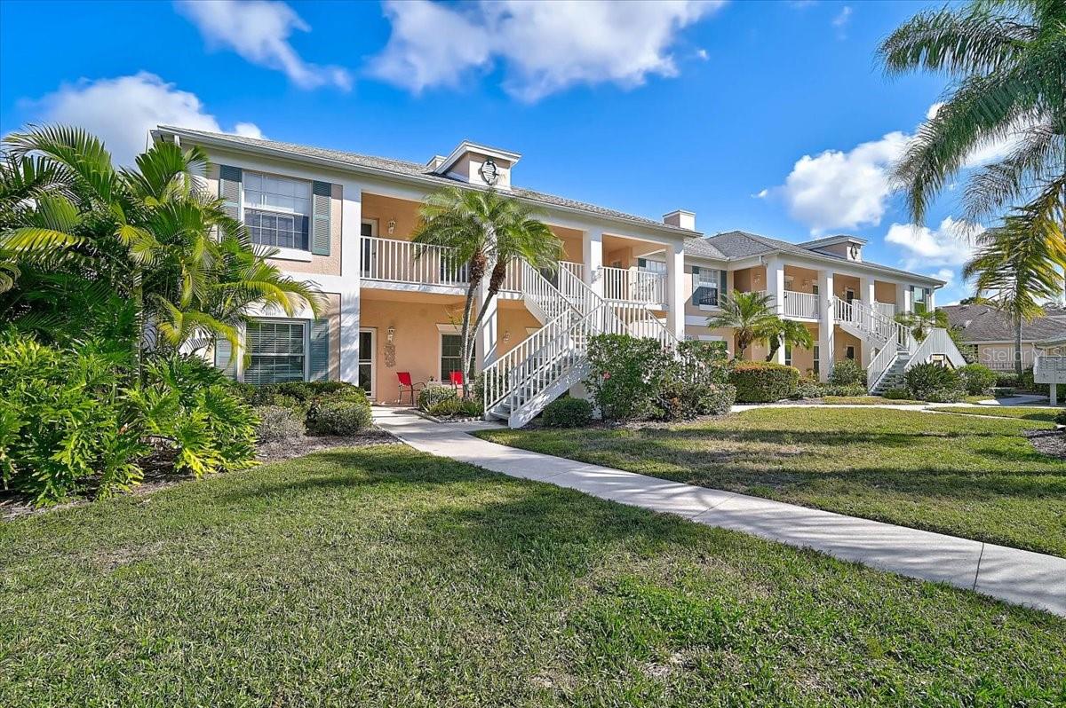 4706 Sand Trap Street Cir E #101, Bradenton, FL 34203