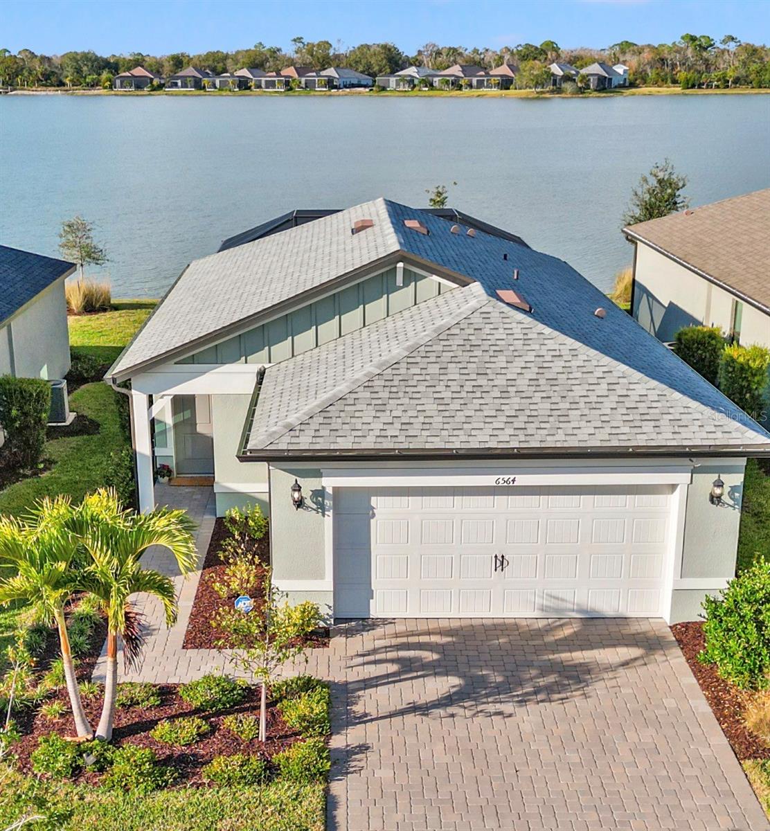 6564 Silverstar Dr, Sarasota, FL 34240