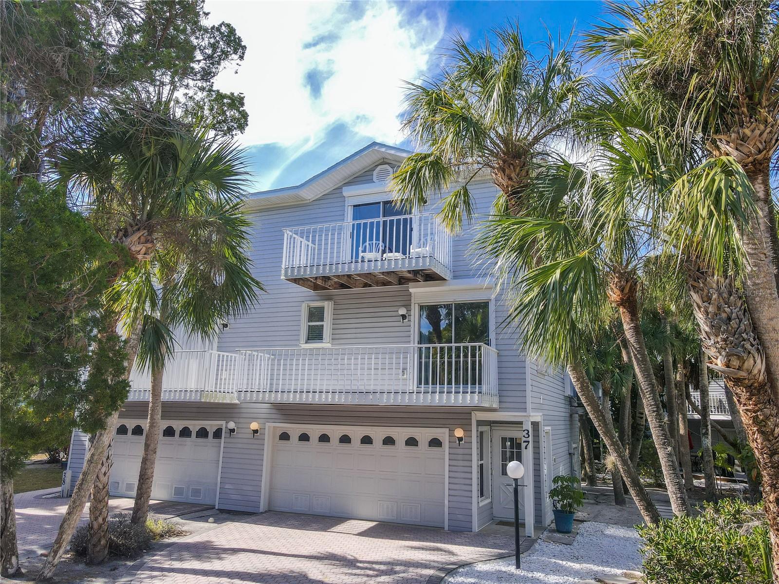 6250 Holmes Blvd #37, Holmes Beach, FL 34217