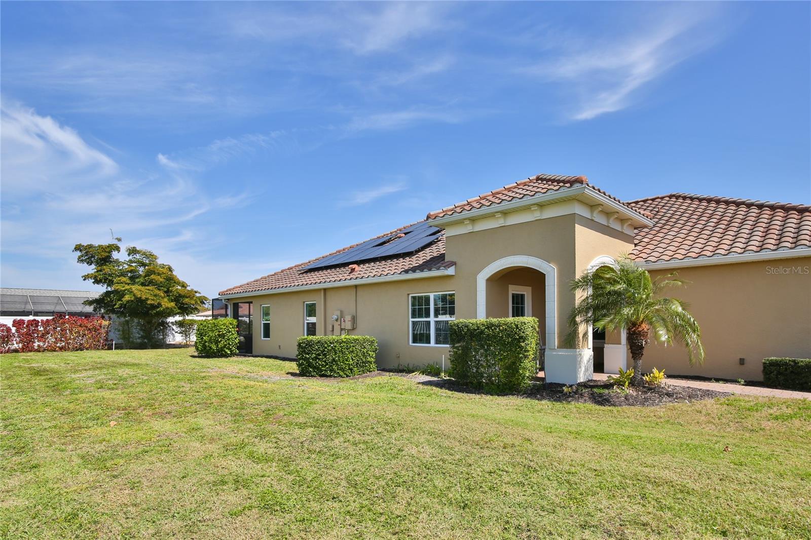 7016 Playa Bella Dr, Bradenton, FL 34209
