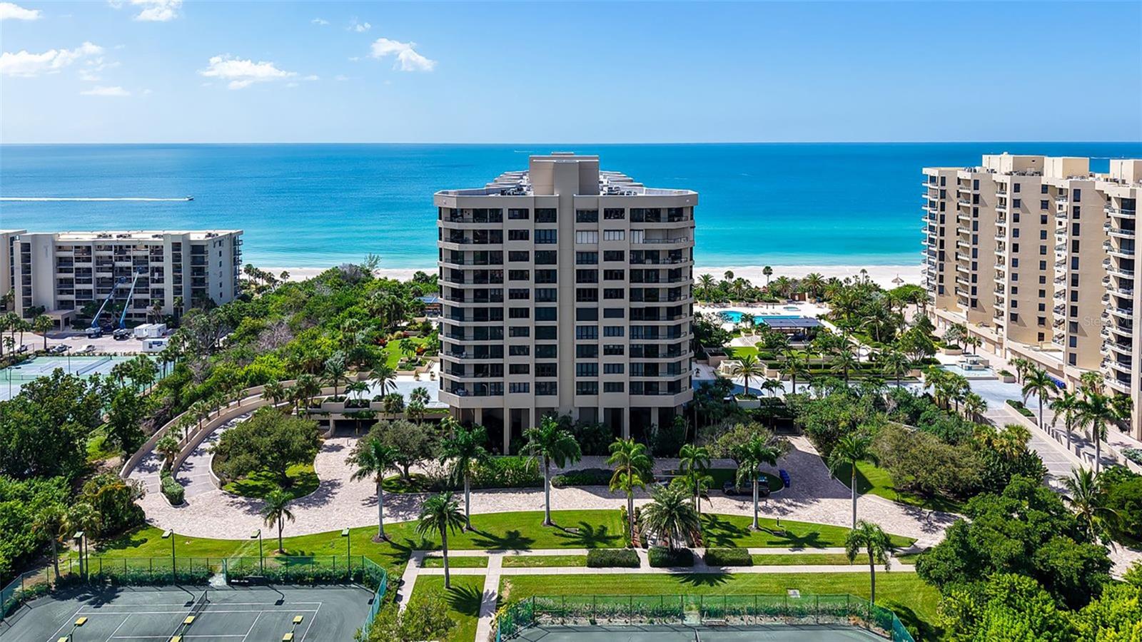 1211 Gulf Of Mexico Dr #206, Longboat Key, FL 34228