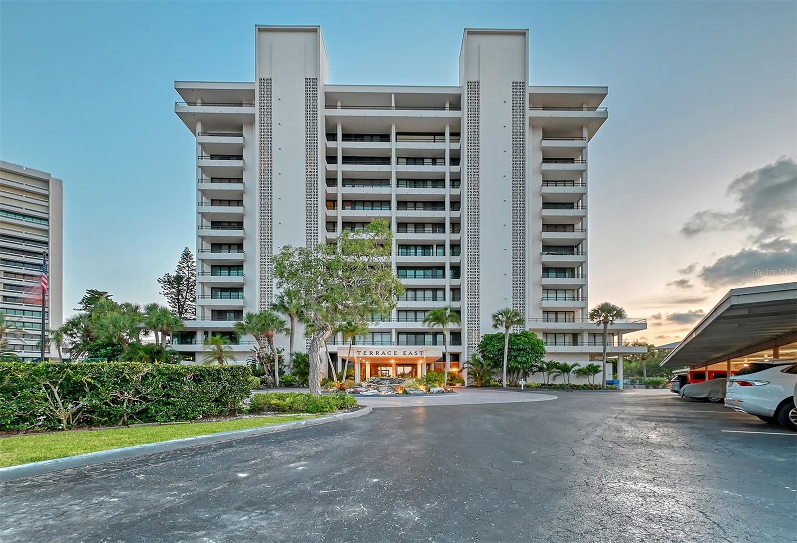 5300 Ocean Blvd #202, Sarasota, FL 34242