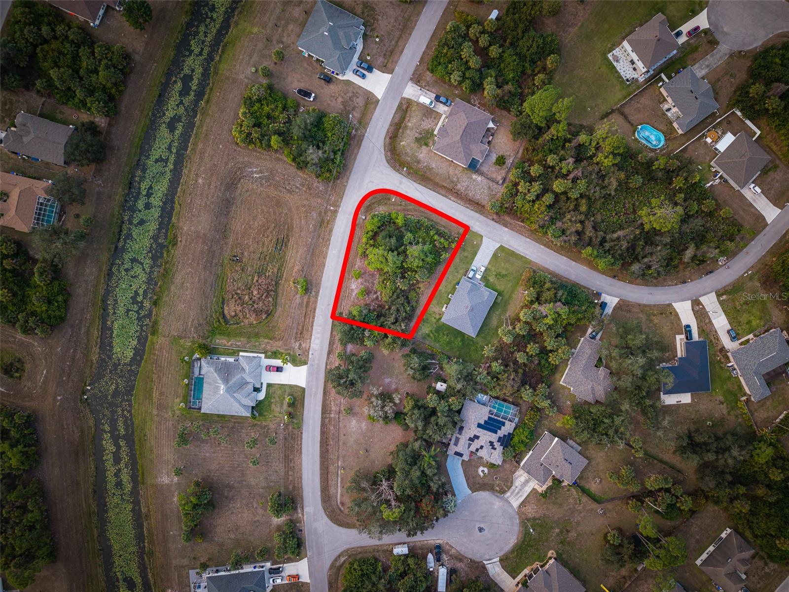 Glenview Rd, North Port, FL 34288