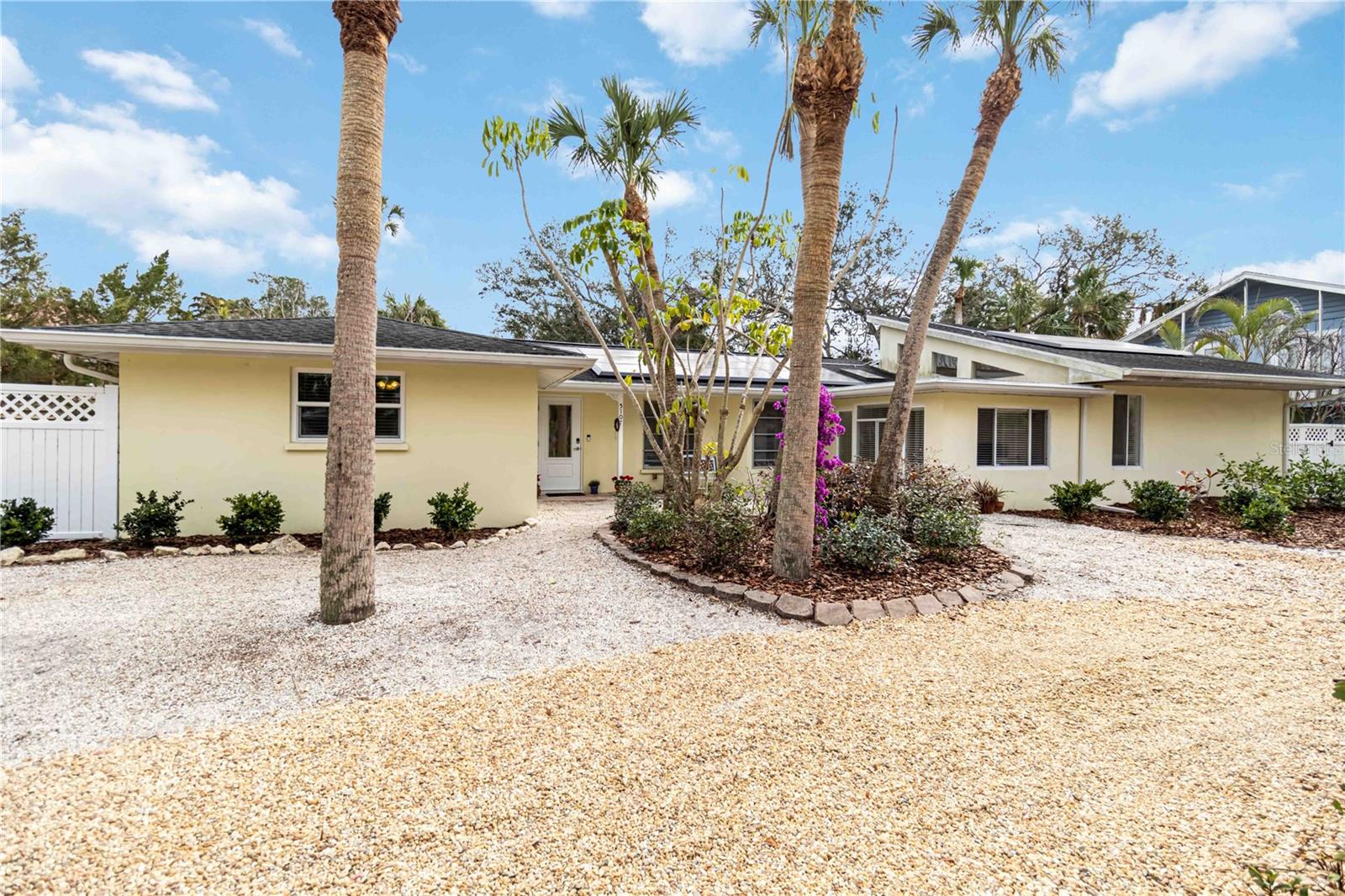 5107 Saint Albans Ave, Sarasota, FL 34242
