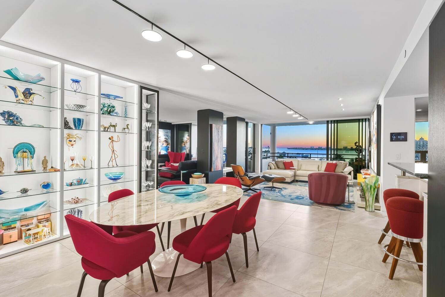 1255 N Gulfstream Ave #607, Sarasota, FL 34236