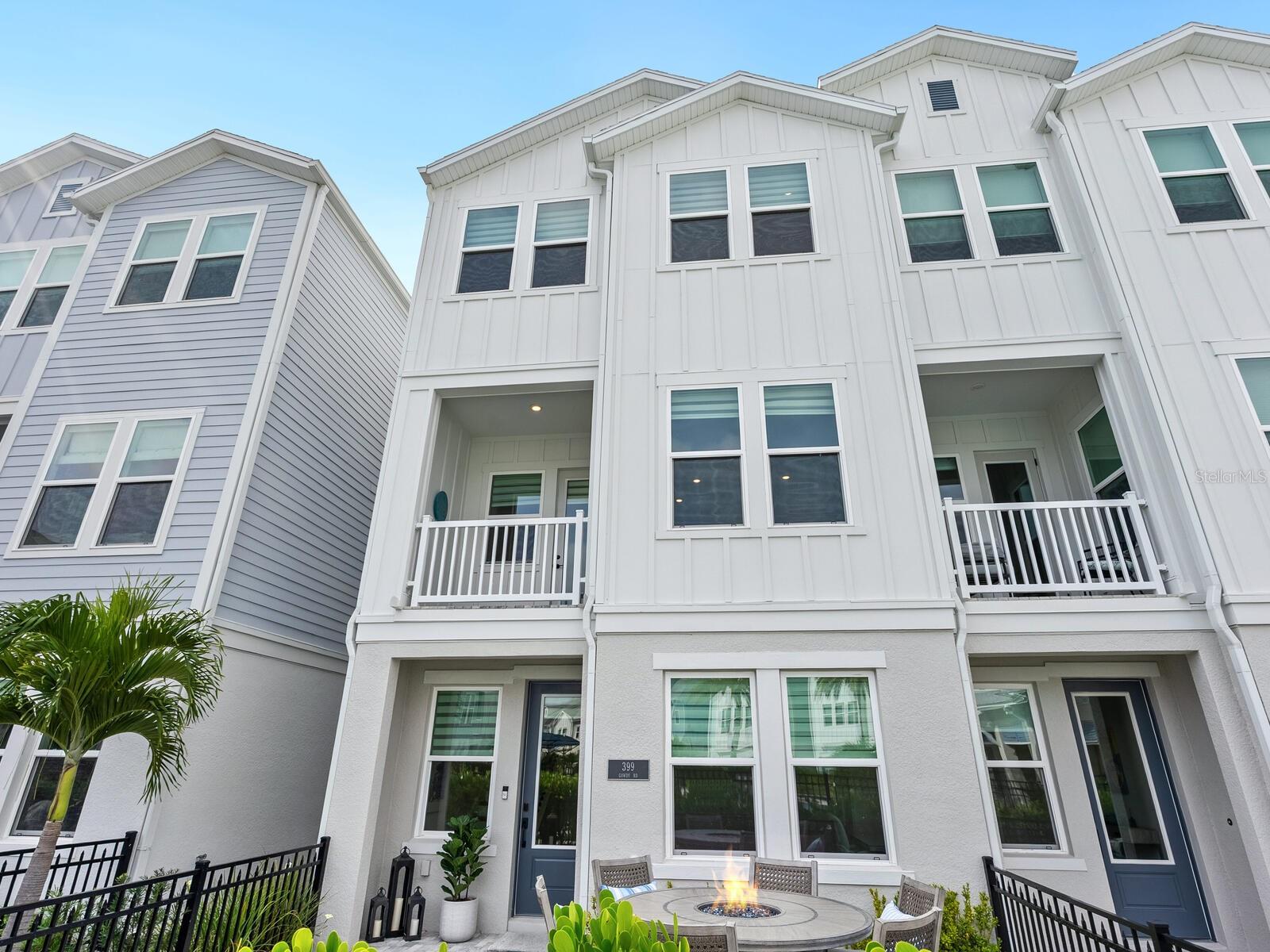 399 Gowdy Rd, Sarasota, FL 34237
