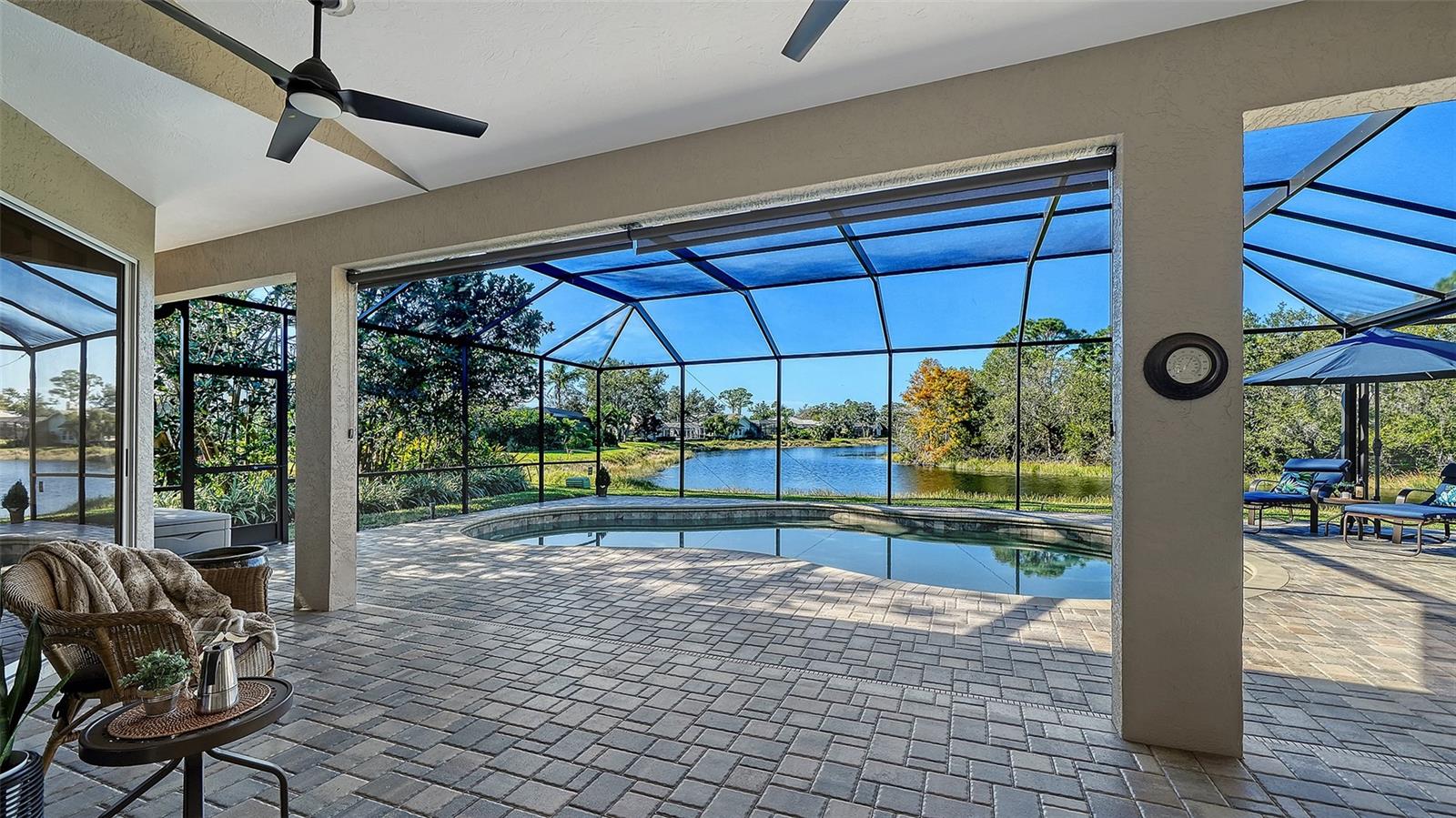 4728 White Tail Ln, Sarasota, FL 34238