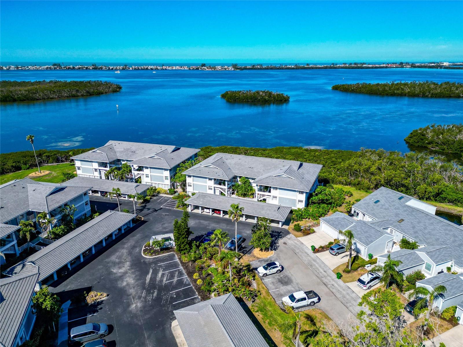 1389 Perico Pointe Cir Cir #140, Bradenton, FL 34209
