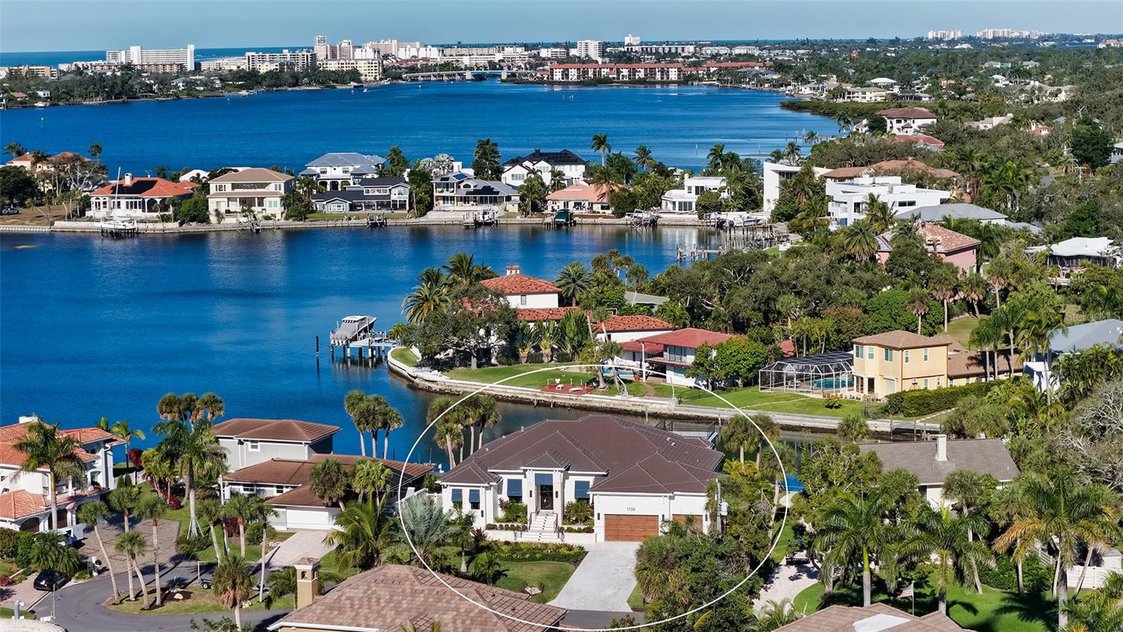 1739 Little Pointe Cir, Sarasota, FL 34231