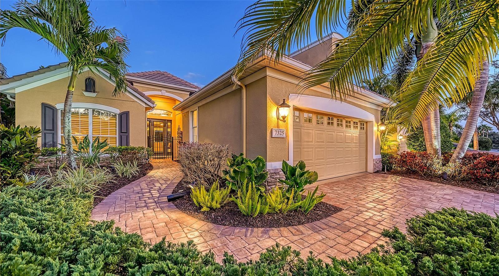 7325 Lake Forest Gln, Lakewood Ranch, FL 34202