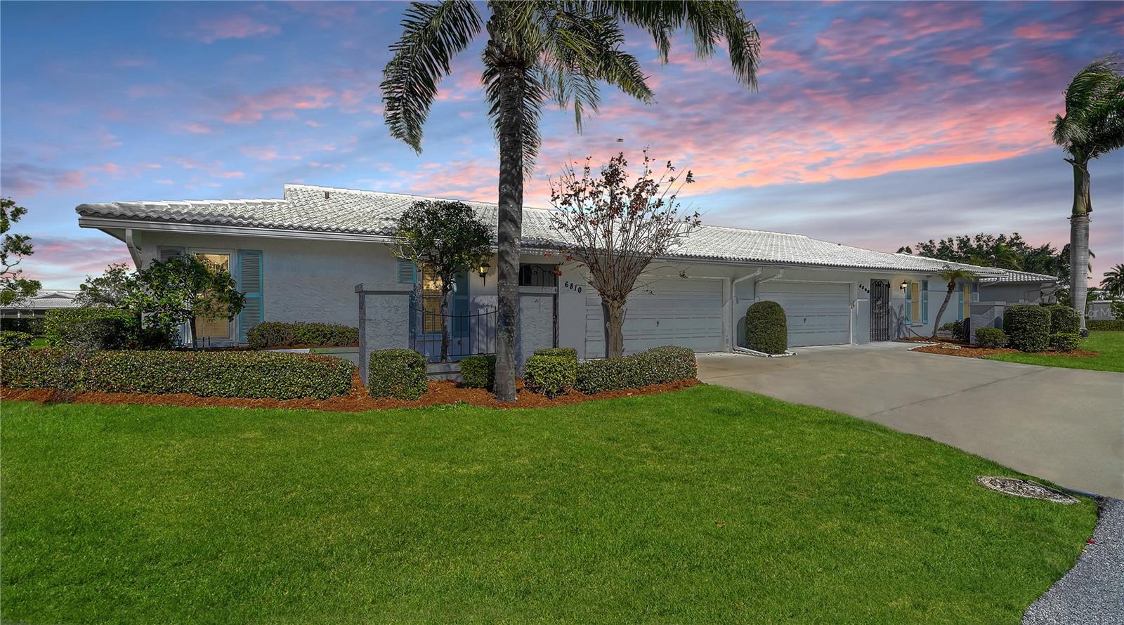 6810 9th Ave W, Bradenton, FL 34209