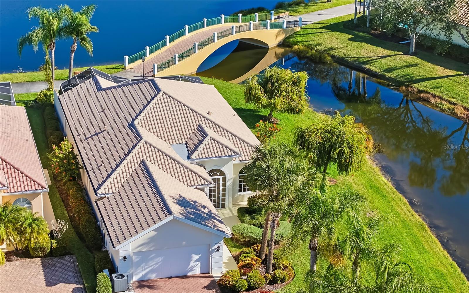 5590 Carmona Pl, Sarasota, FL 34238