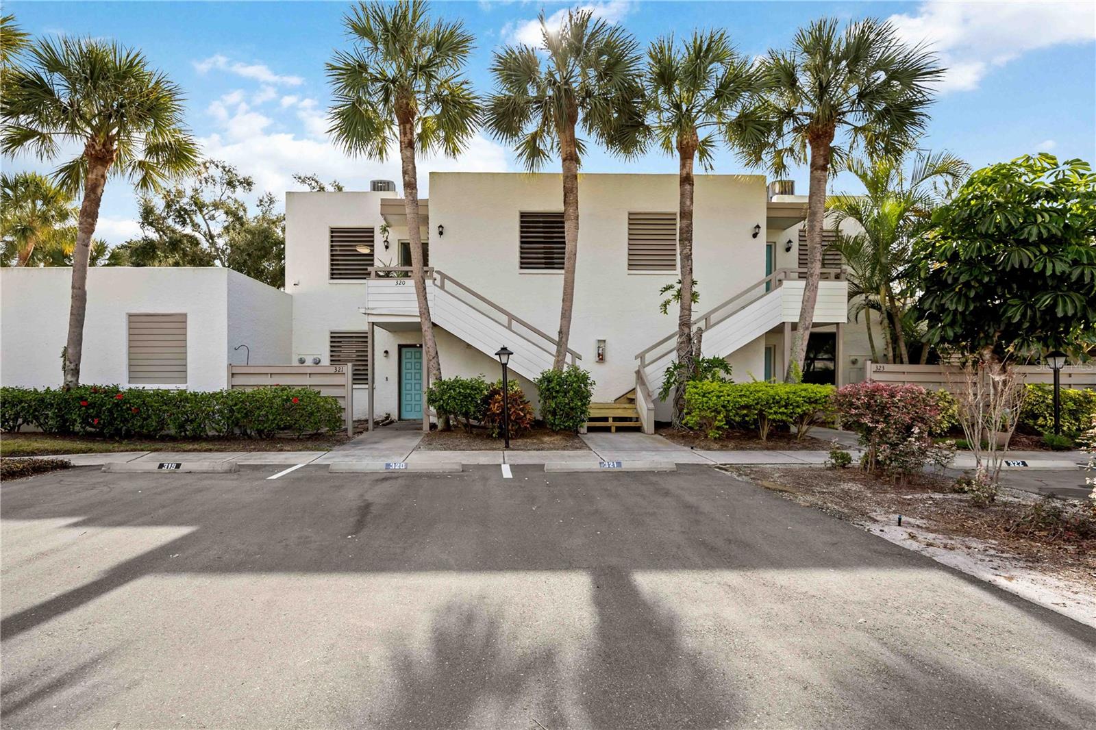 320 Timber Lake Dr #320, Bradenton, FL 34210