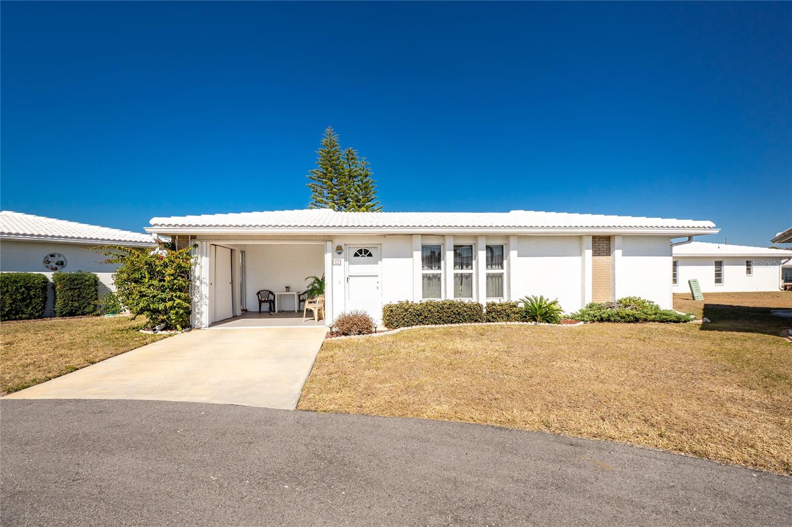 152 Circlewood Dr #C2-2, Venice, FL 34293