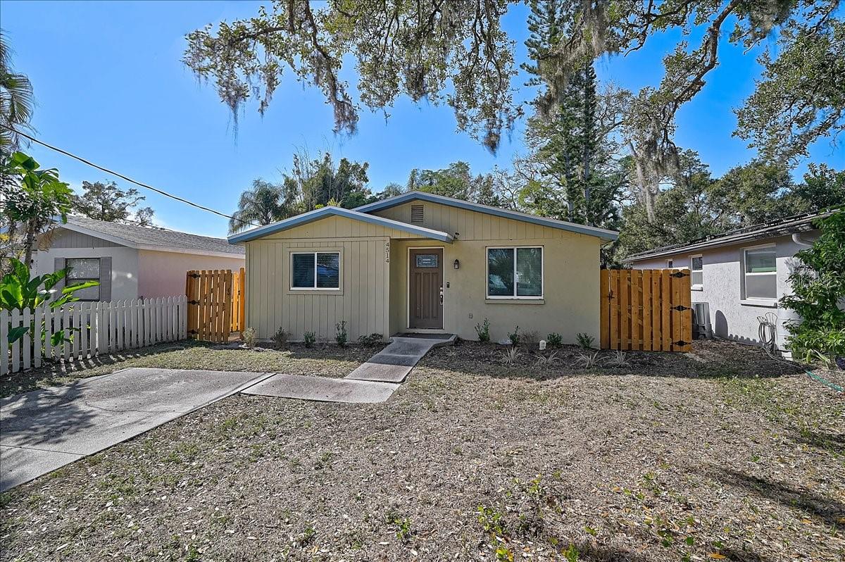 4514 S Lockwood Ridge Rd, Sarasota, FL 34231