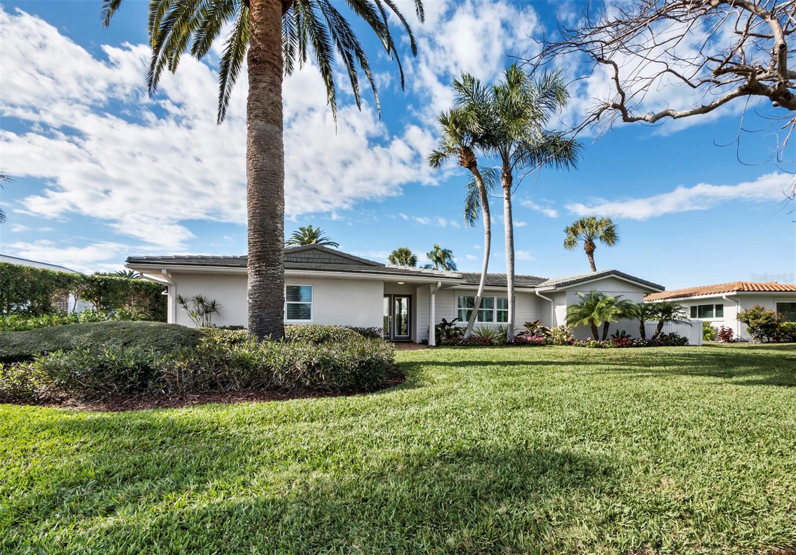 513 Outrigger Ln, Longboat Key, FL 34228