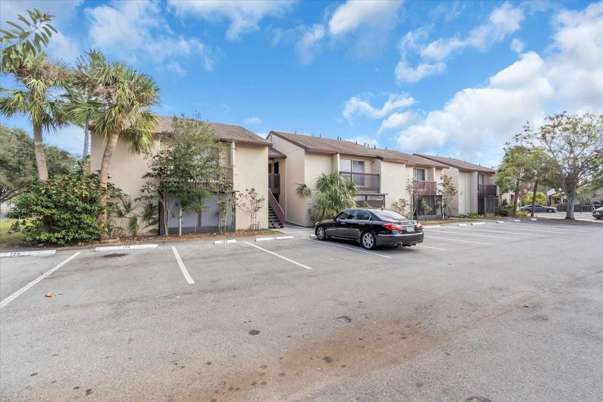 2701 Hidden Lake Dr N #E, Sarasota, FL 34237