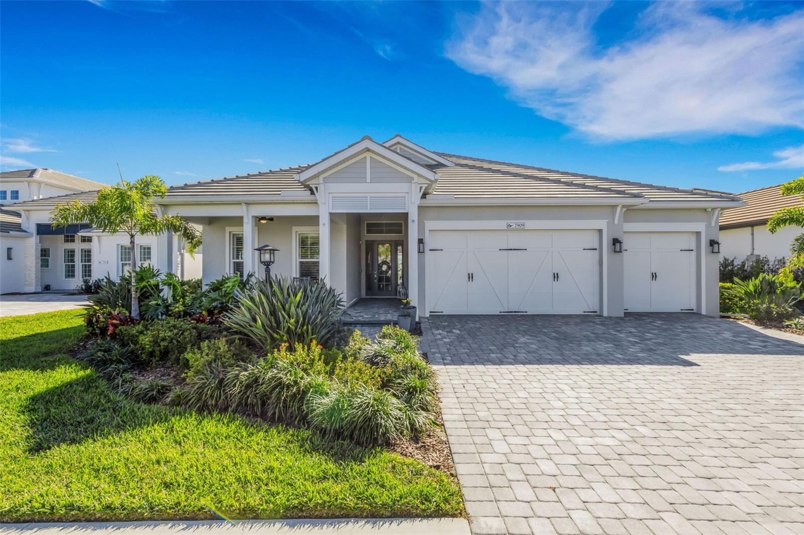 7909 Mainsail Ln, Sarasota, FL 34240