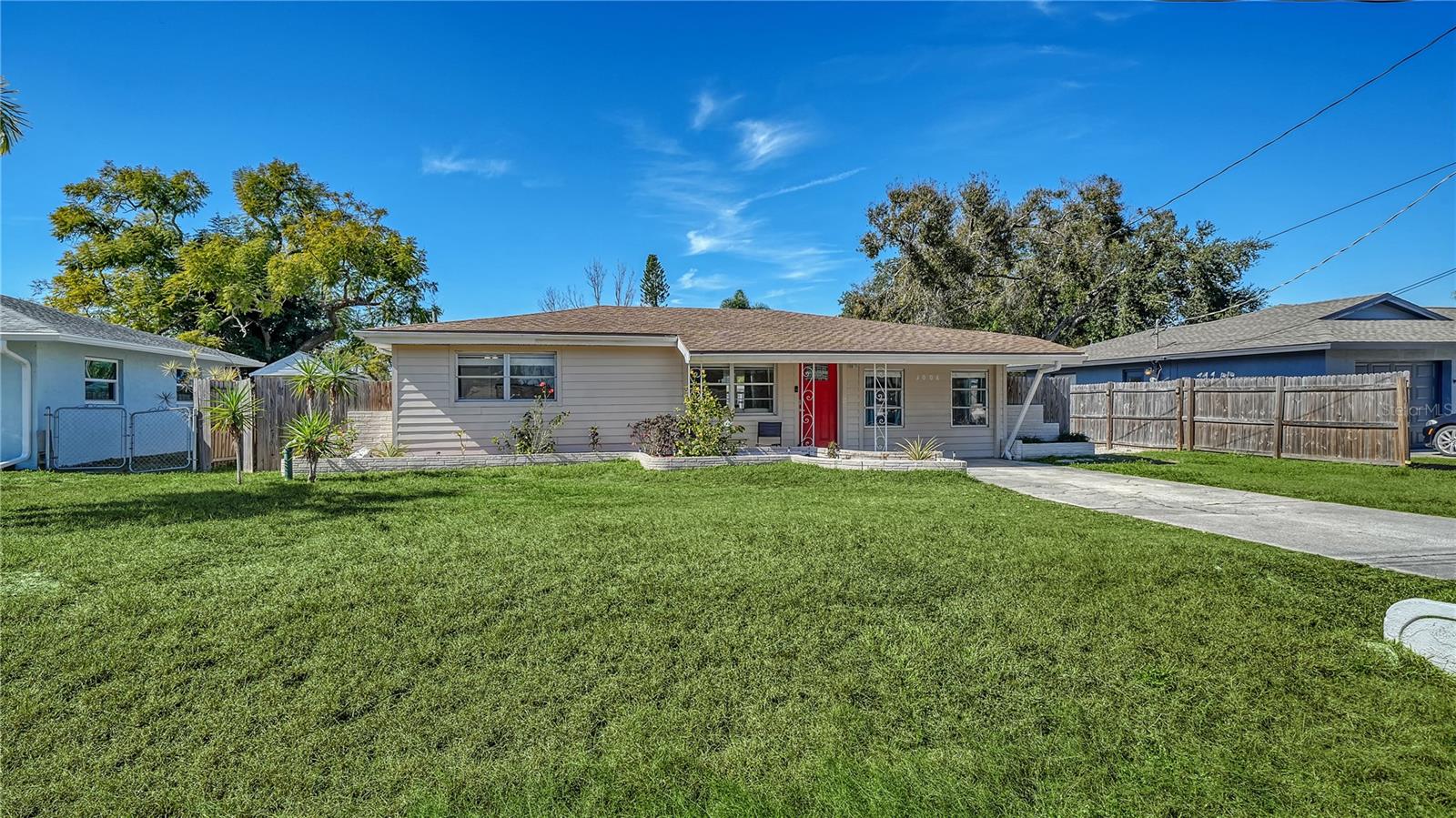 3008 Arch Dr, Sarasota, FL 34232