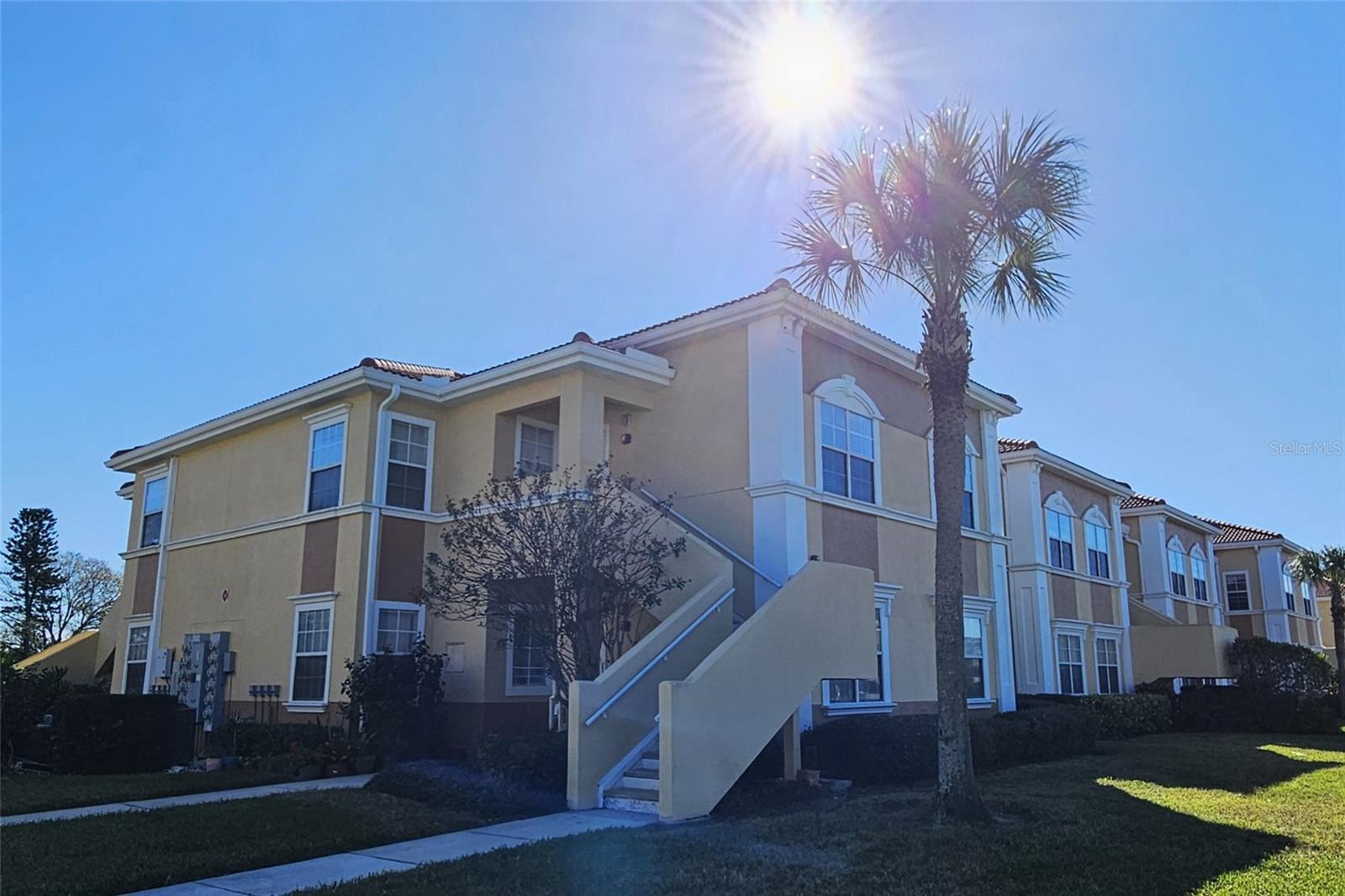 1040 Villagio Cir #201, Sarasota, FL 34237