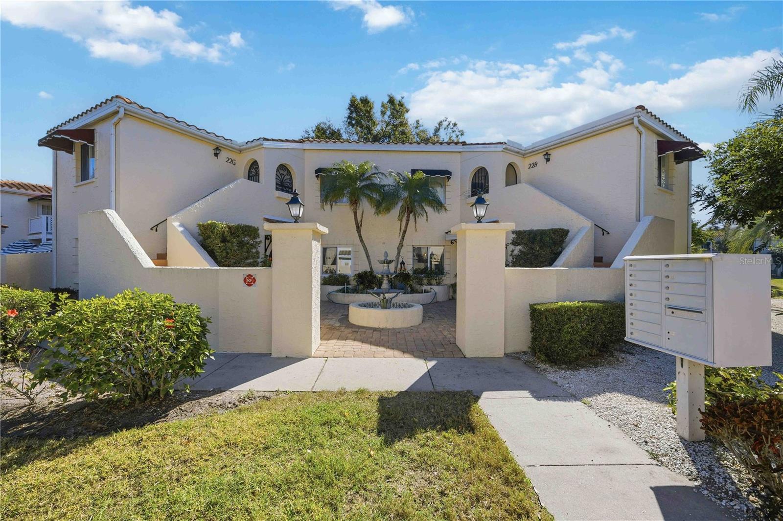 6101 34th St W #22f, Bradenton, FL 34210