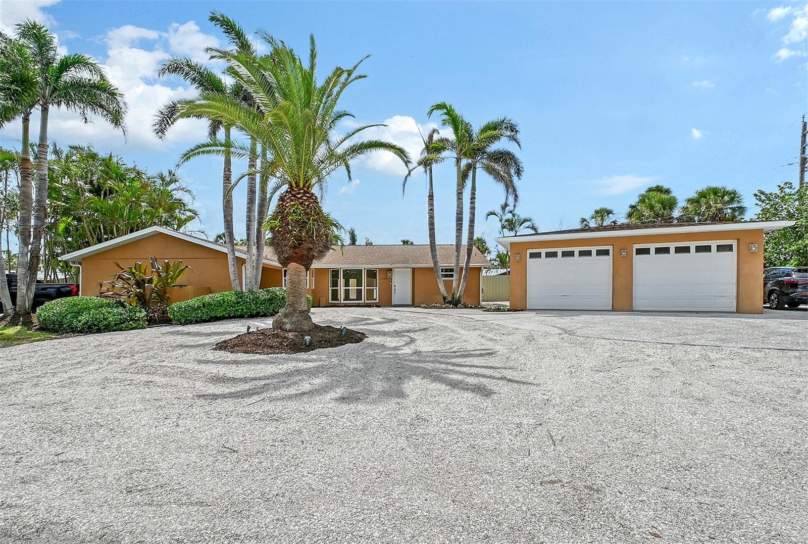 1203 Lyric Ln, Sarasota, FL 34242