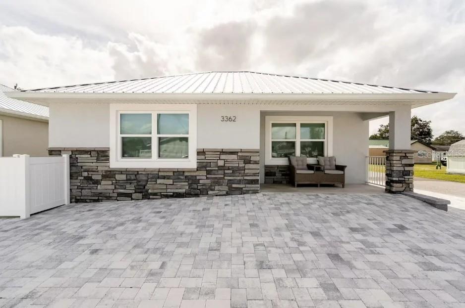 3362 Fry St, Sarasota, FL 34239