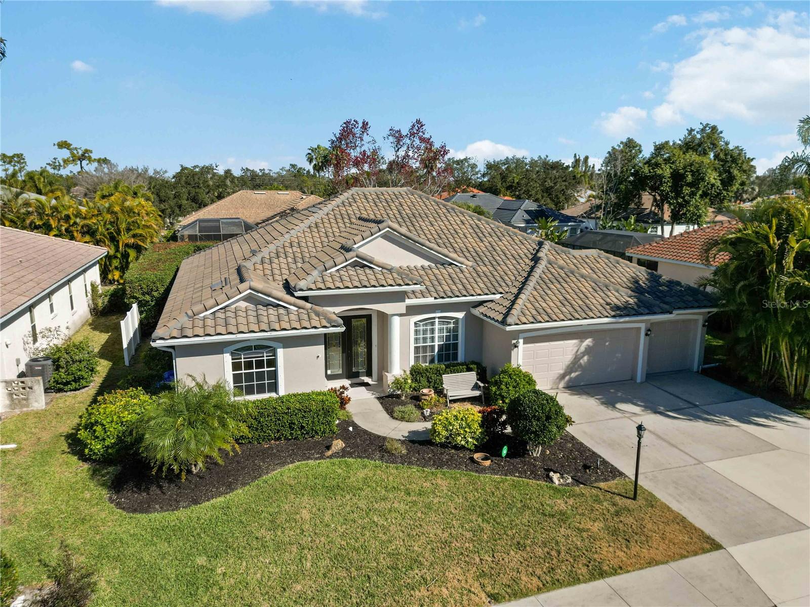 7451 Roxye Ln, Sarasota, FL 34240
