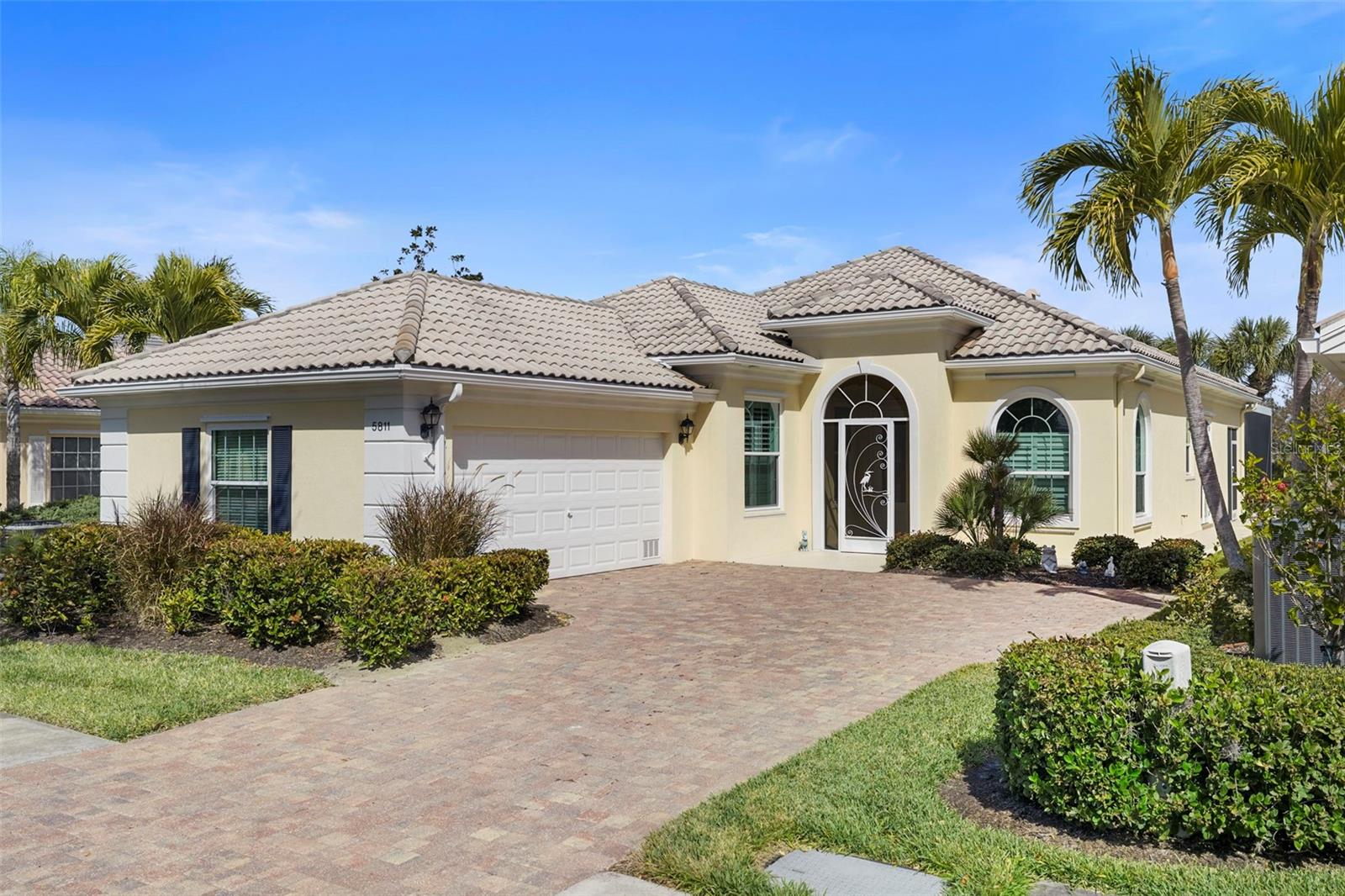 5811 Wilena Pl, Sarasota, FL 34238