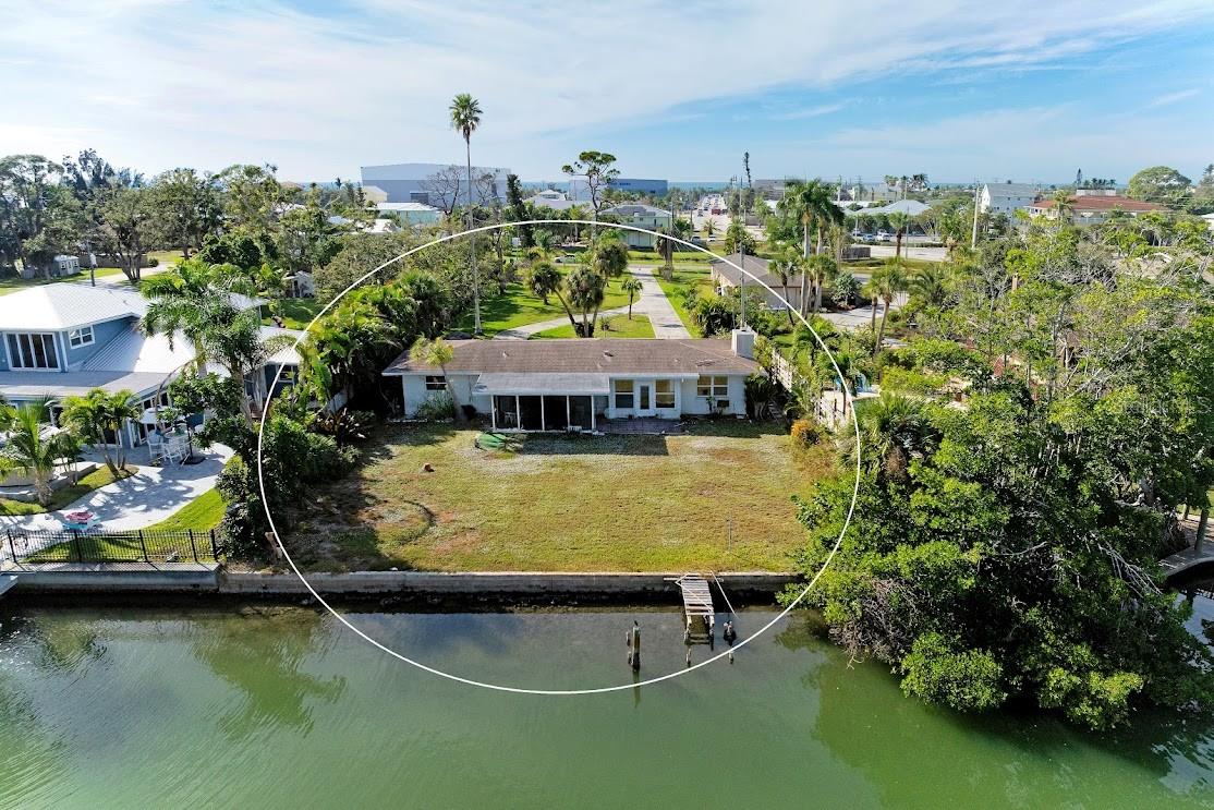 107 Louella Ln, Nokomis, FL 34275