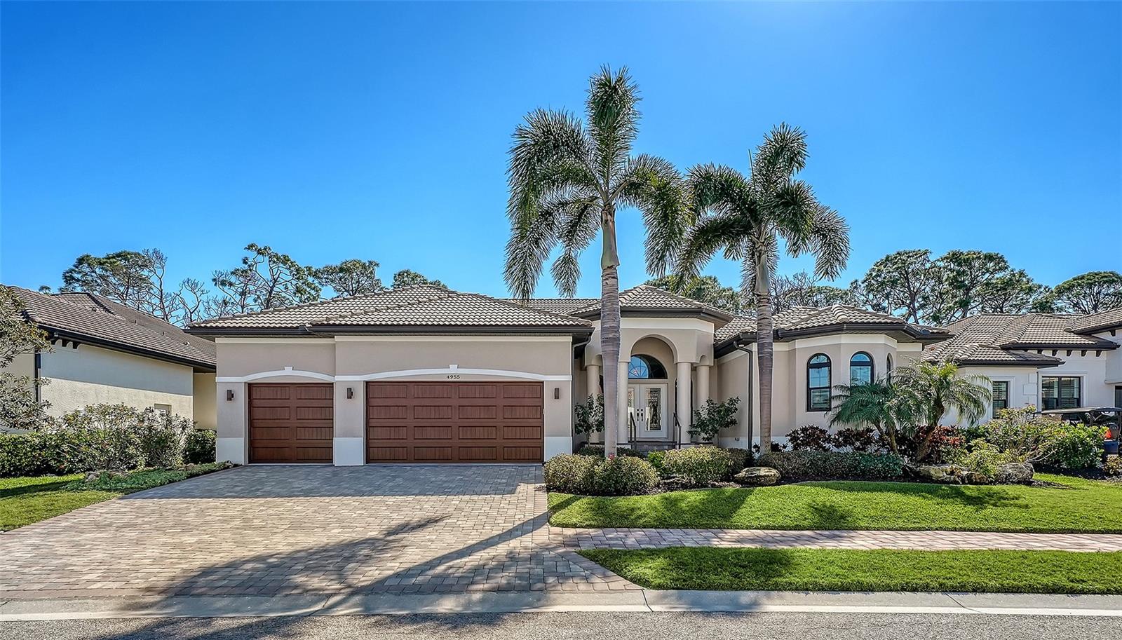 4955 Topsail Dr, Nokomis, FL 34275