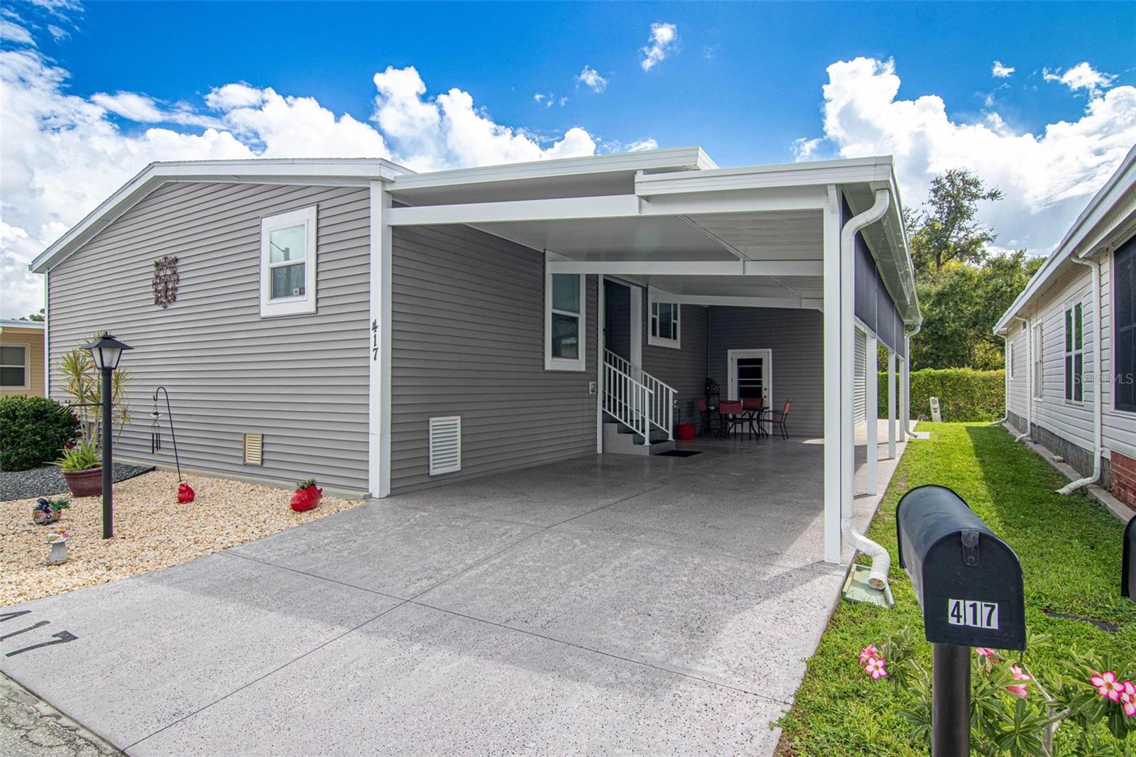 417 Snead Dr, North Fort Myers, FL 33903