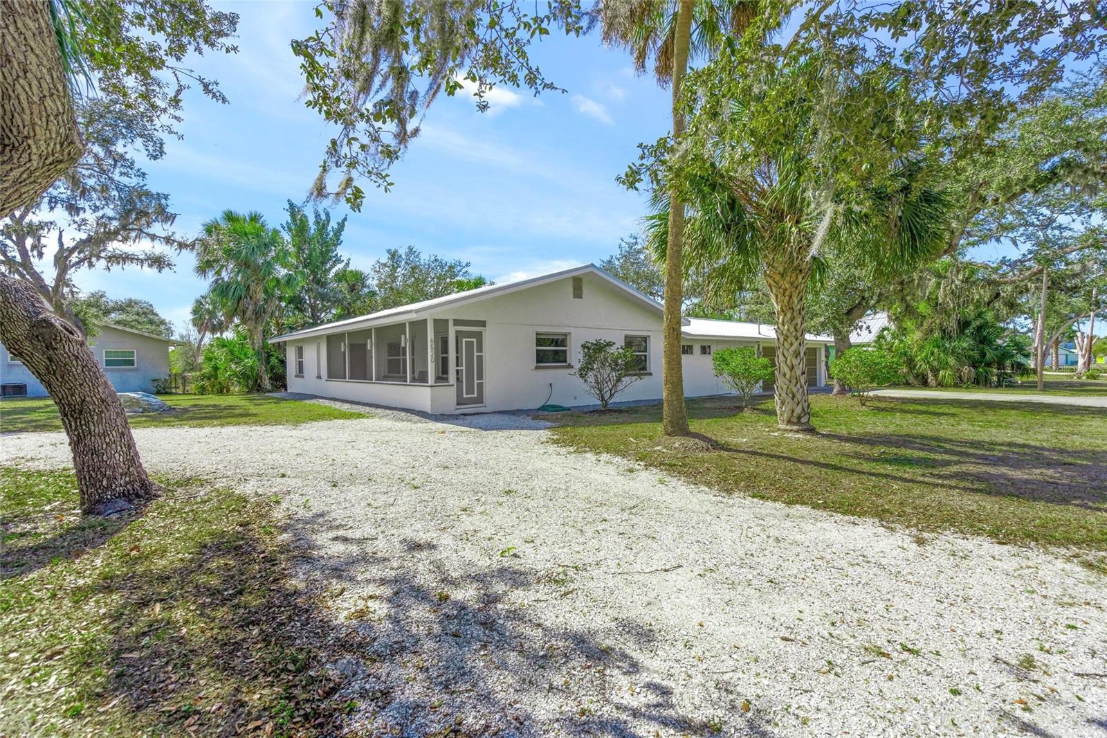 6520 Quonset Rd, Bradenton, FL 34203