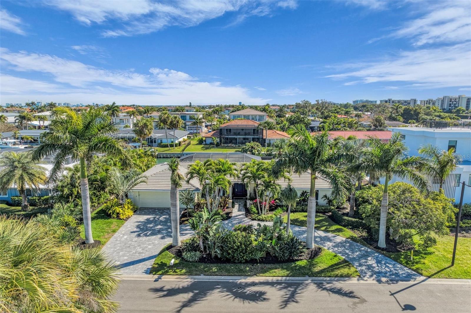 520 Golf Links Ln, Longboat Key, FL 34228