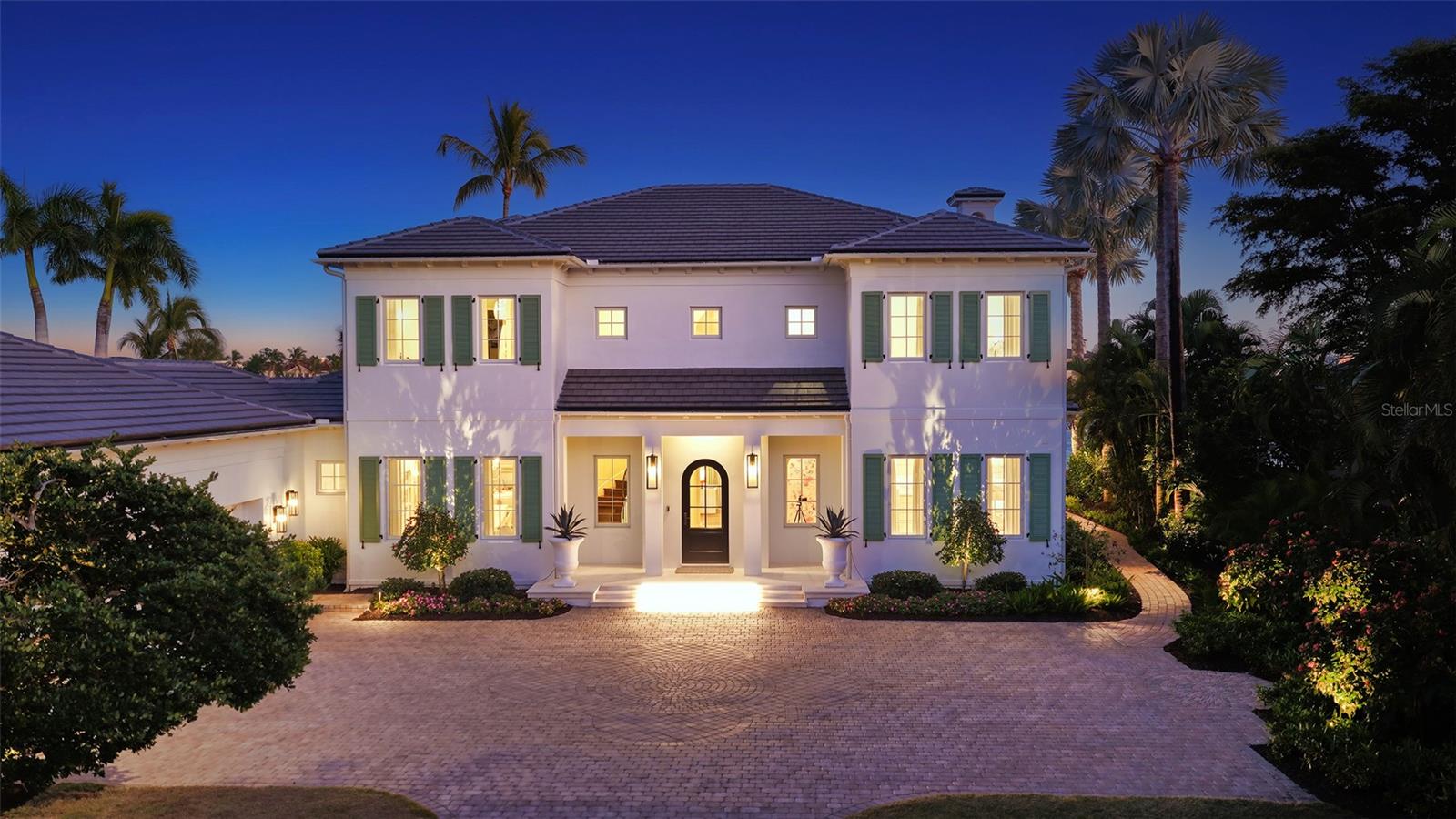 70 Lighthouse Point Dr, Longboat Key, FL 34228