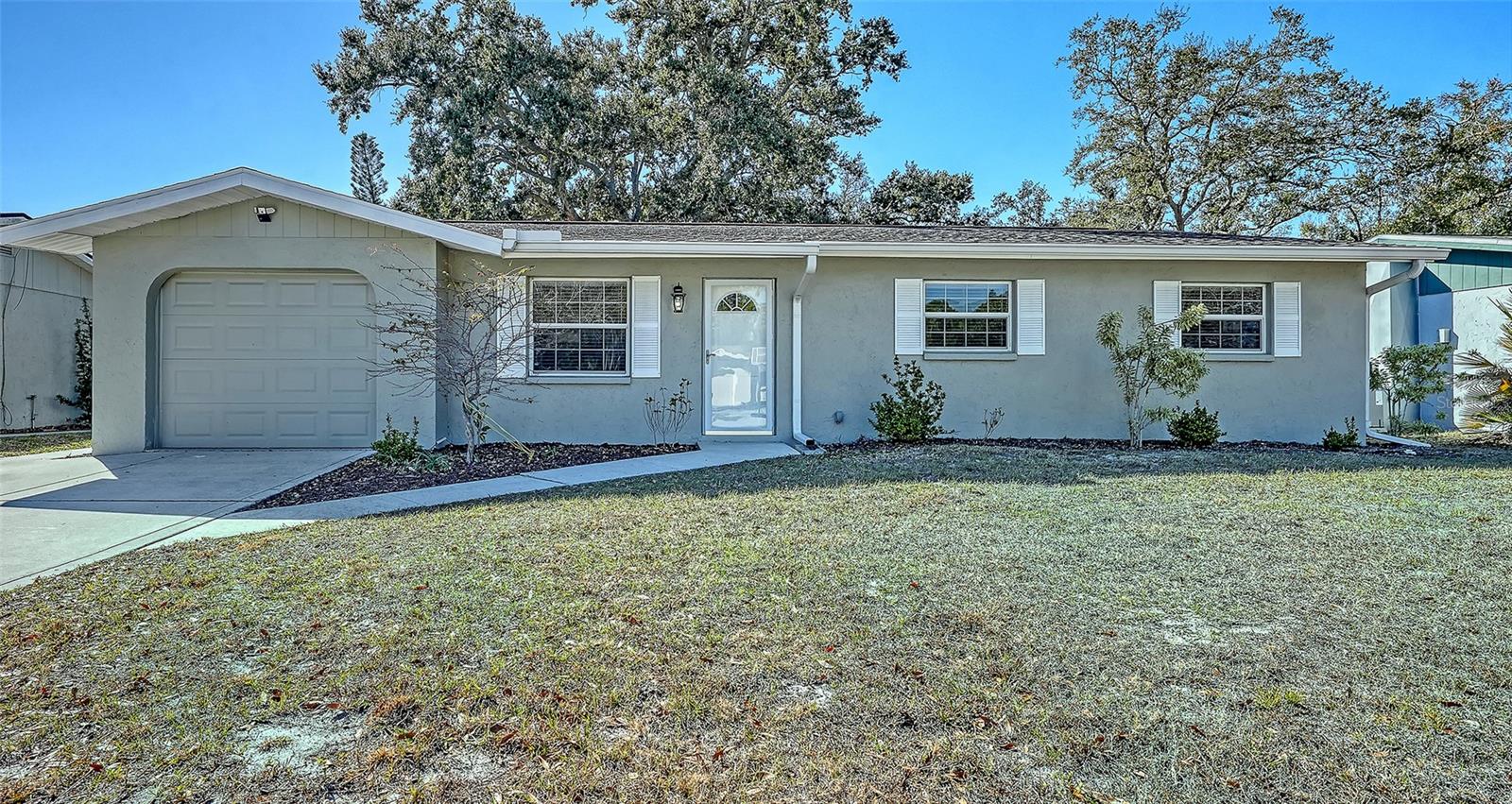 2026 Greendale Dr, Sarasota, FL 34232