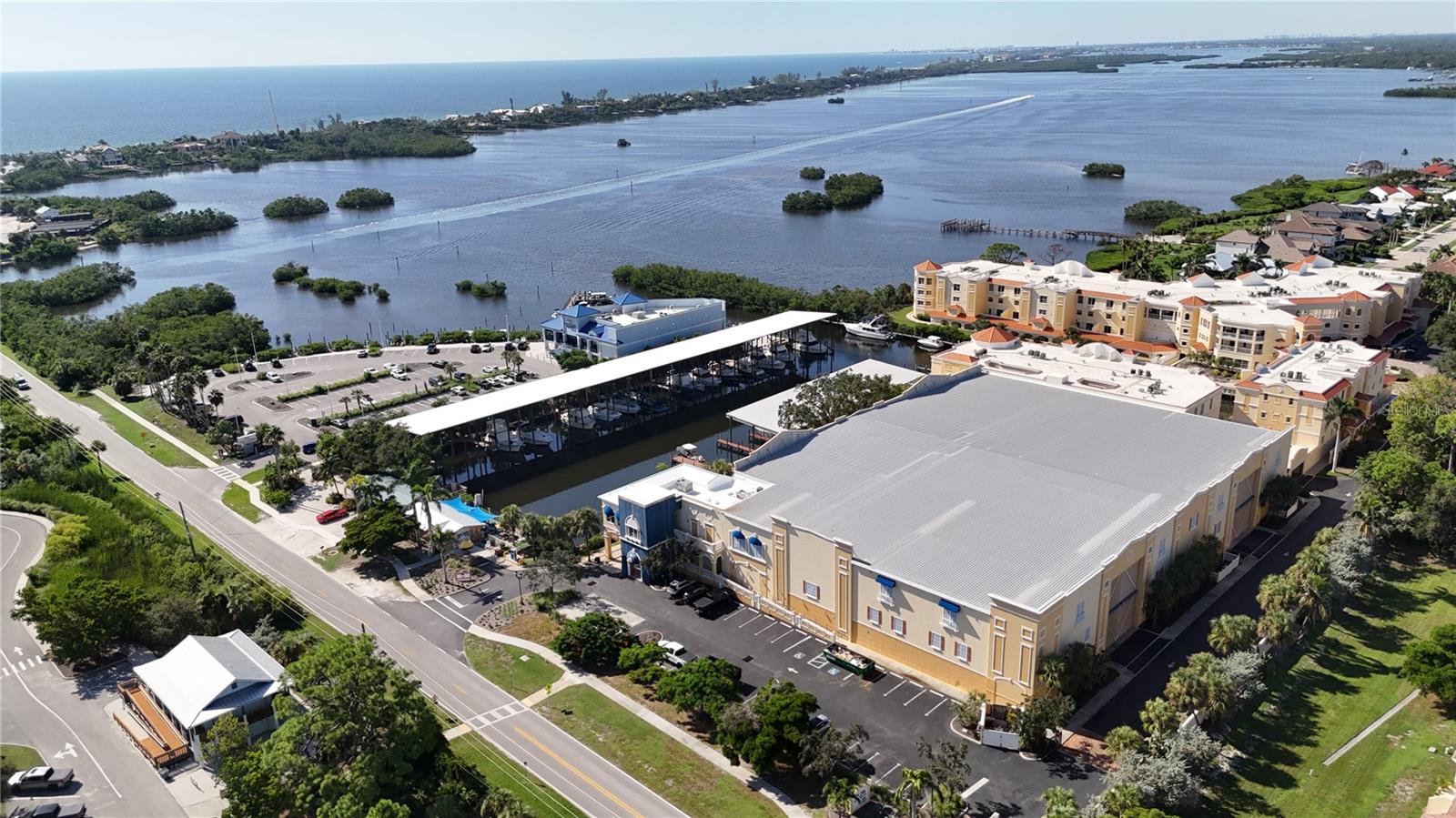 570 Blackburn Point Rd #38, Osprey, FL 34229