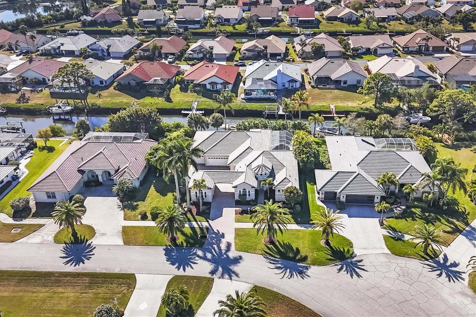 321 Dulmer Dr, Nokomis, FL 34275