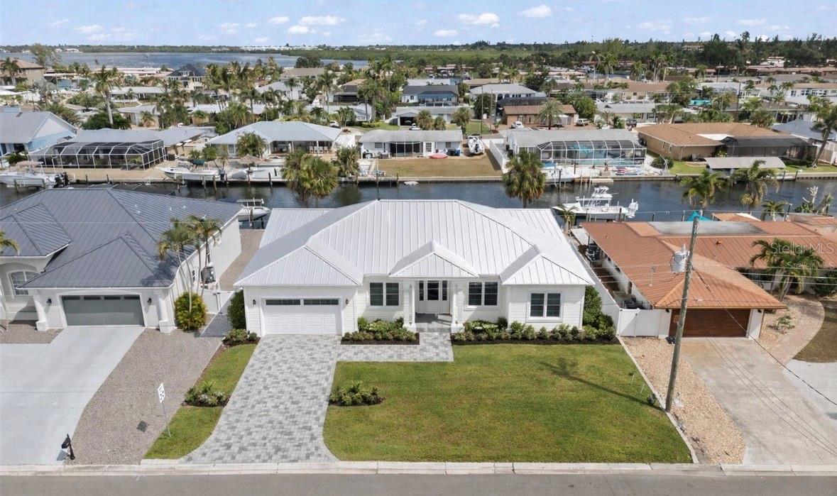 4007 Coconut Ter, Bradenton, FL 34210